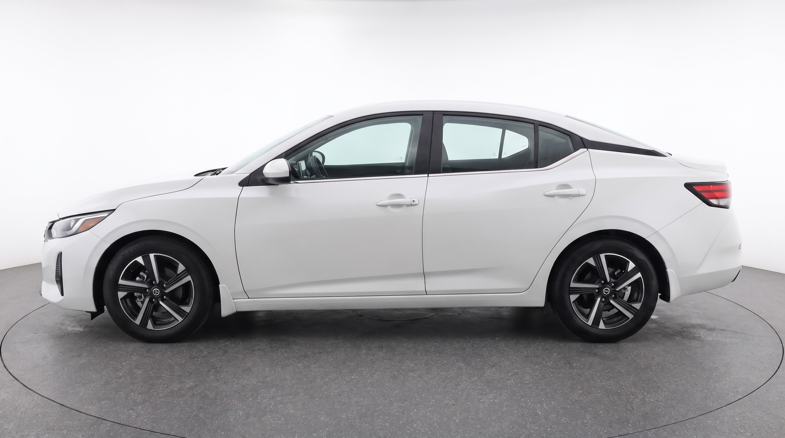 Thumbnail: 2025 Nissan Sentra - 4