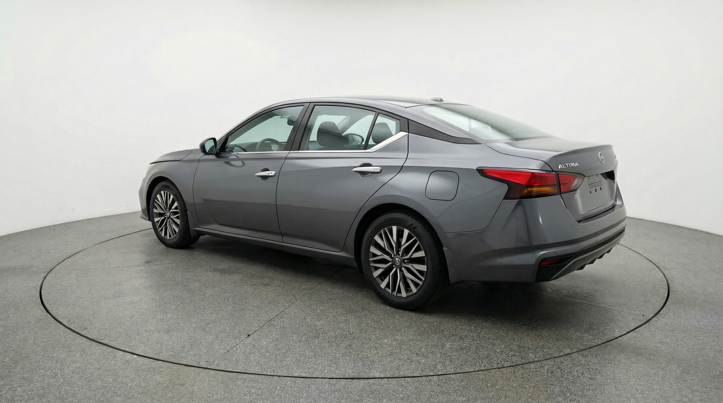 Thumbnail: 2025 Nissan Altima - 5