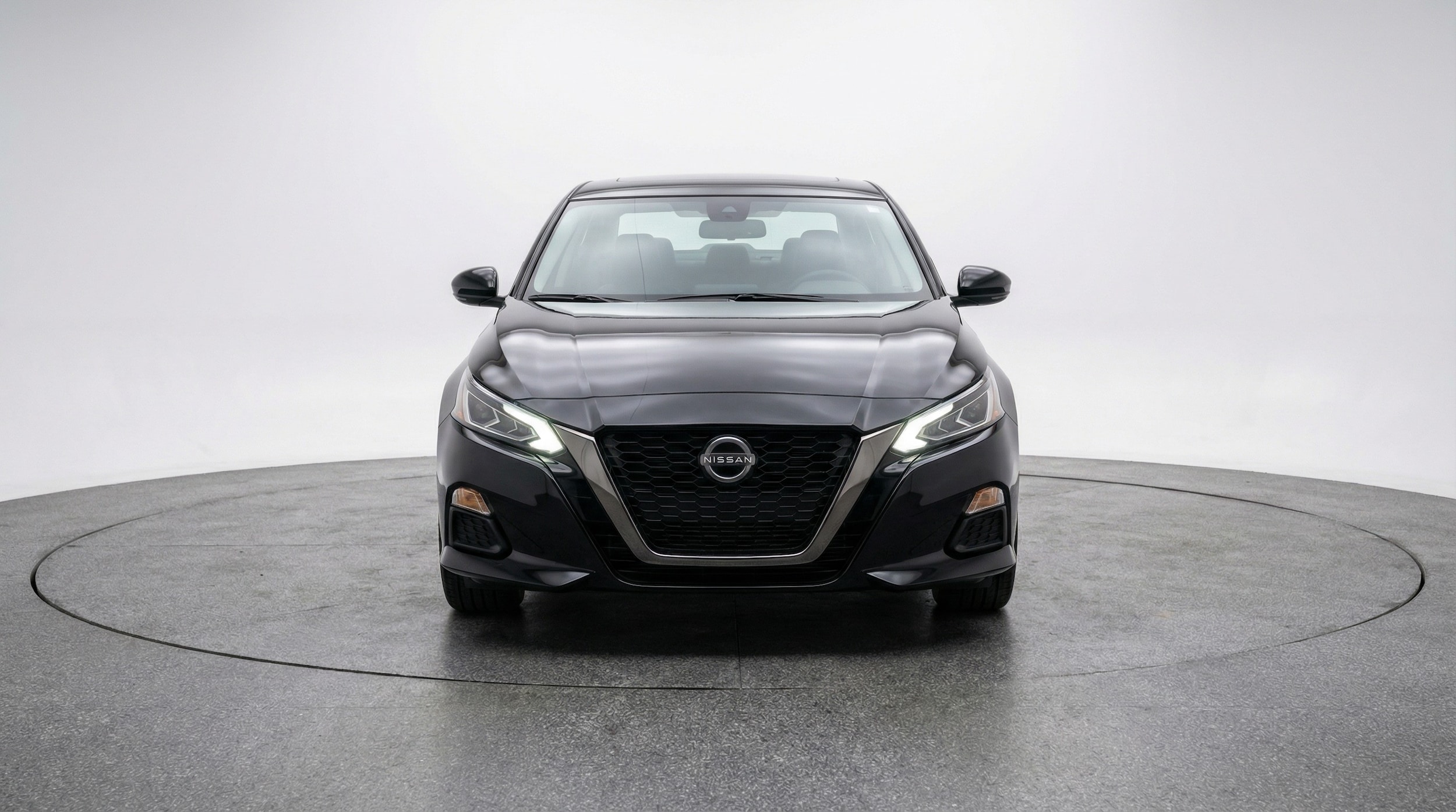 Thumbnail: 2025 Nissan Altima - 2