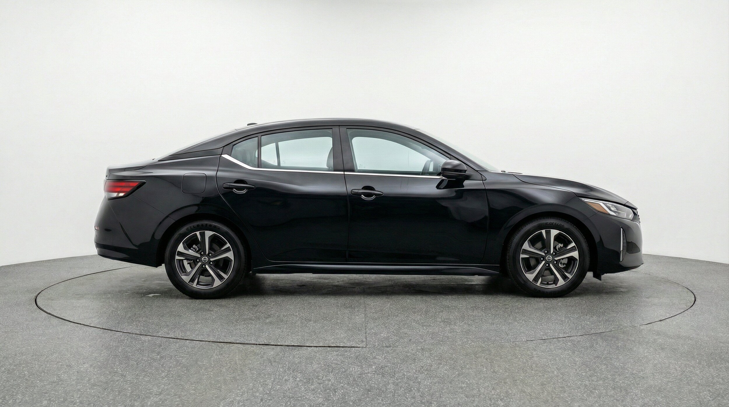 Thumbnail: 2025 Nissan Sentra - 11