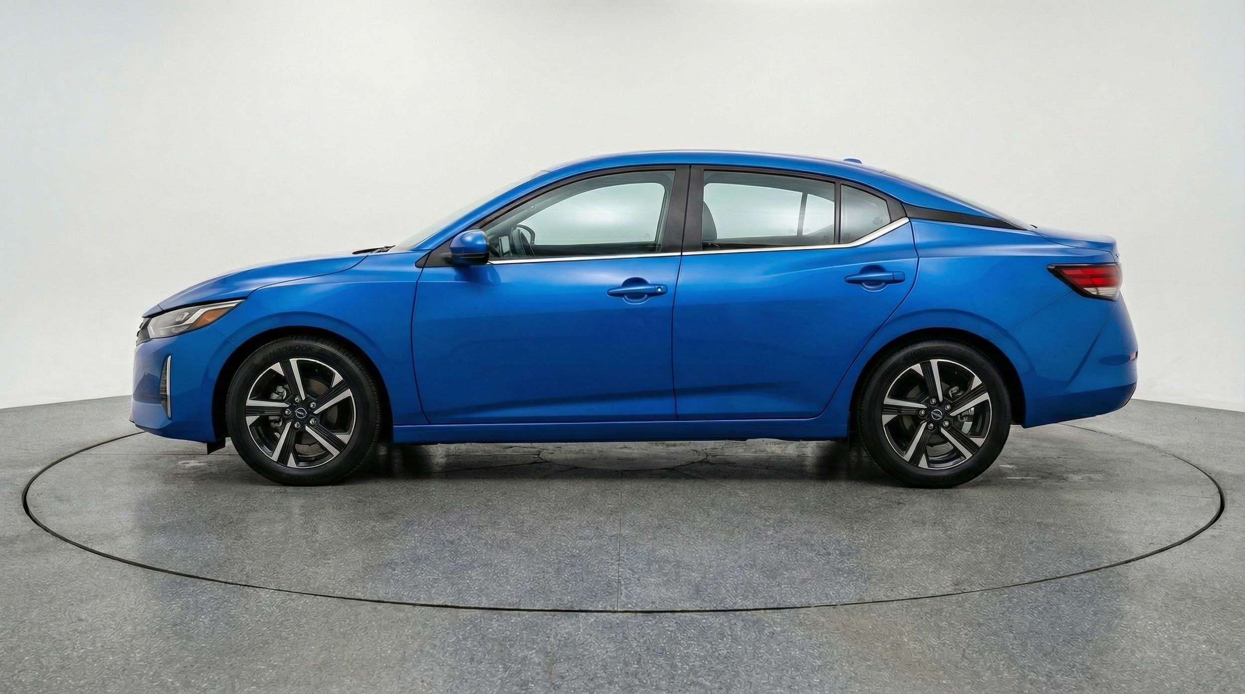 Thumbnail: 2025 Nissan Sentra - 4