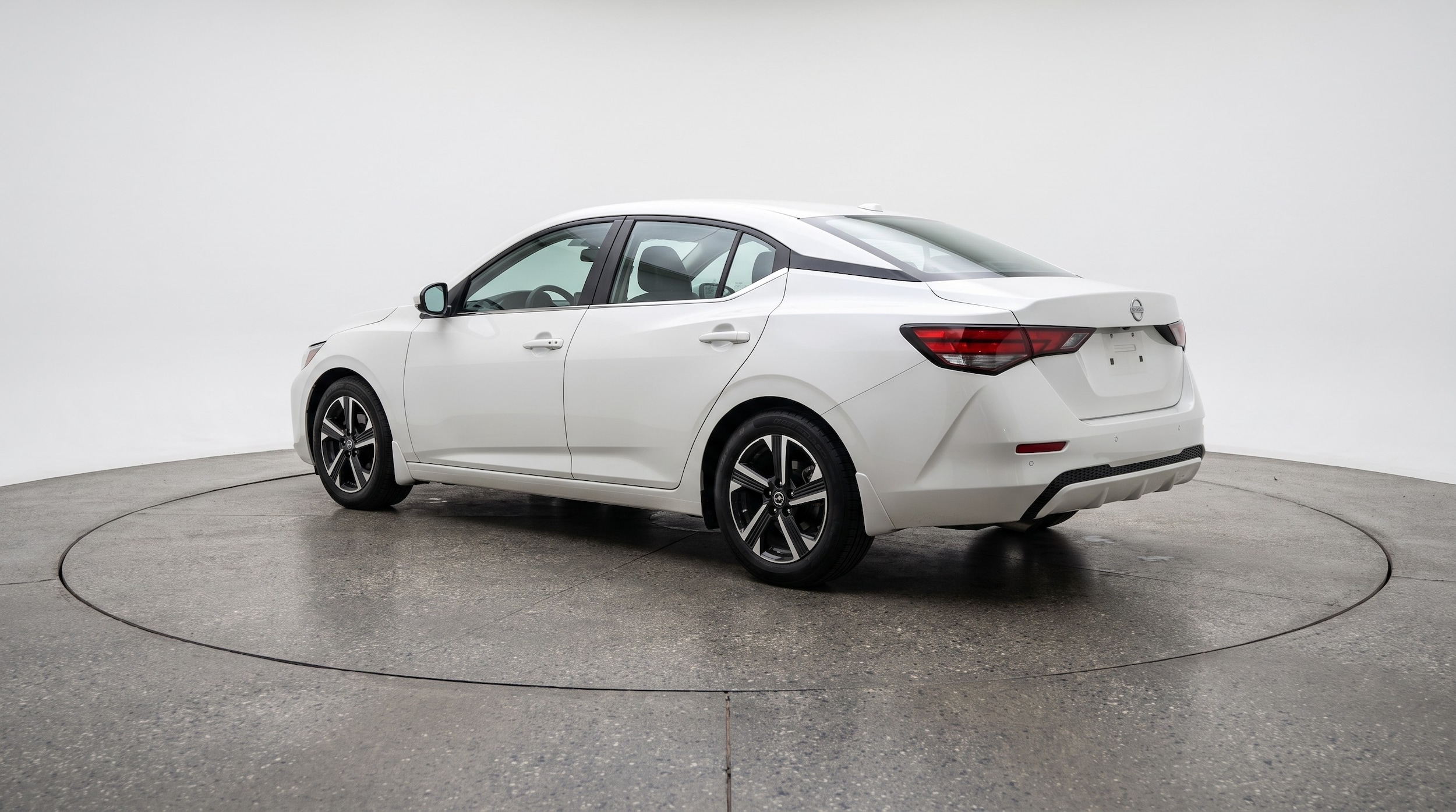 Thumbnail: 2025 Nissan Sentra - 5