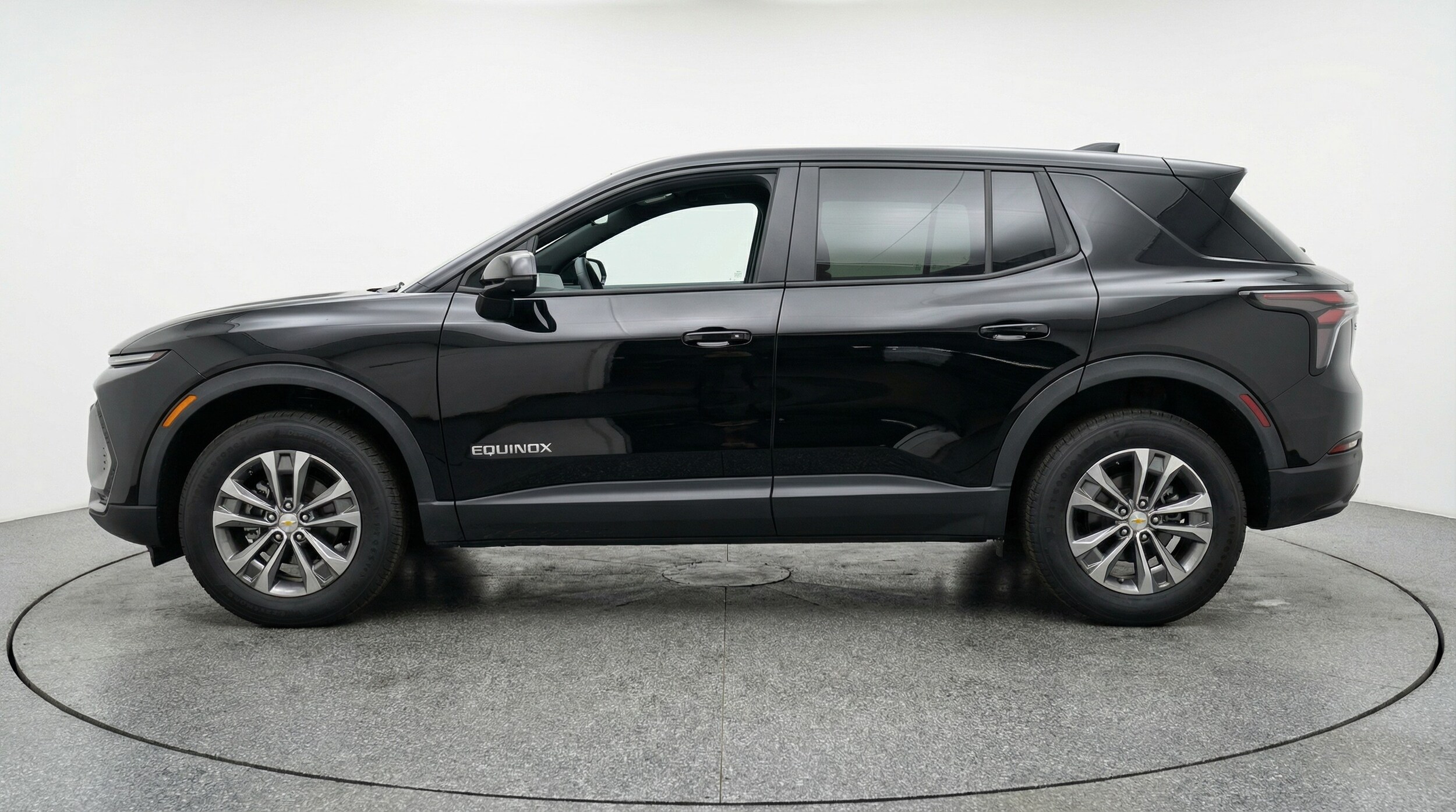 Thumbnail: 2025 Chevrolet Equinox - 4