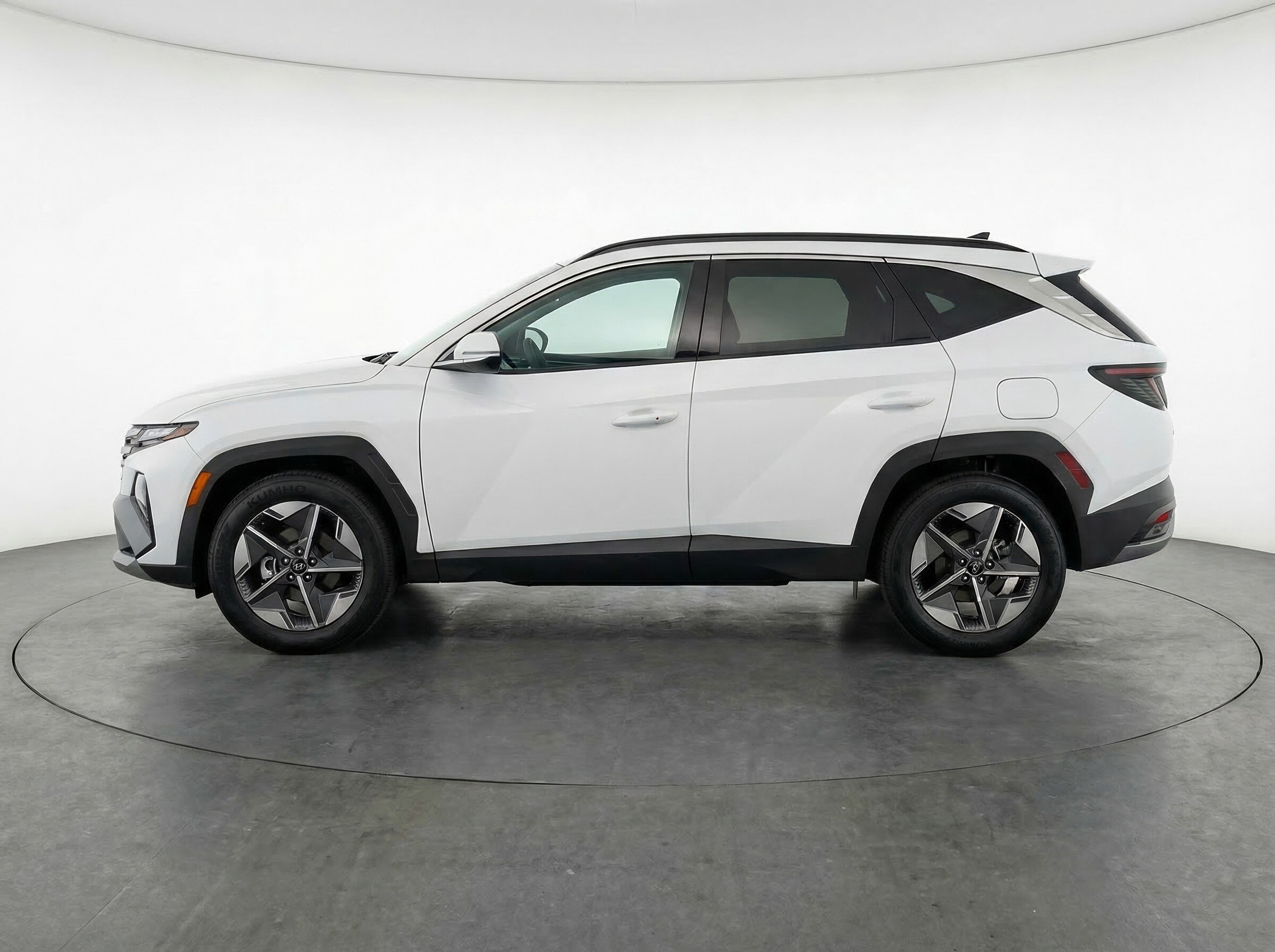 Thumbnail: 2025 Hyundai Tucson - 4