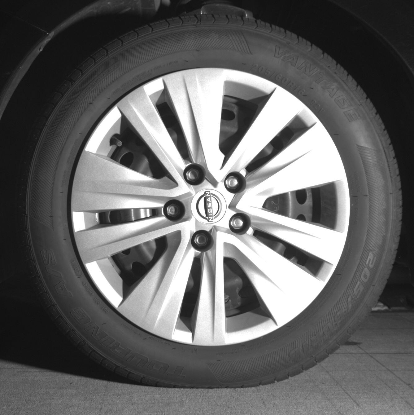 Thumbnail: 2025 Nissan Sentra - 9