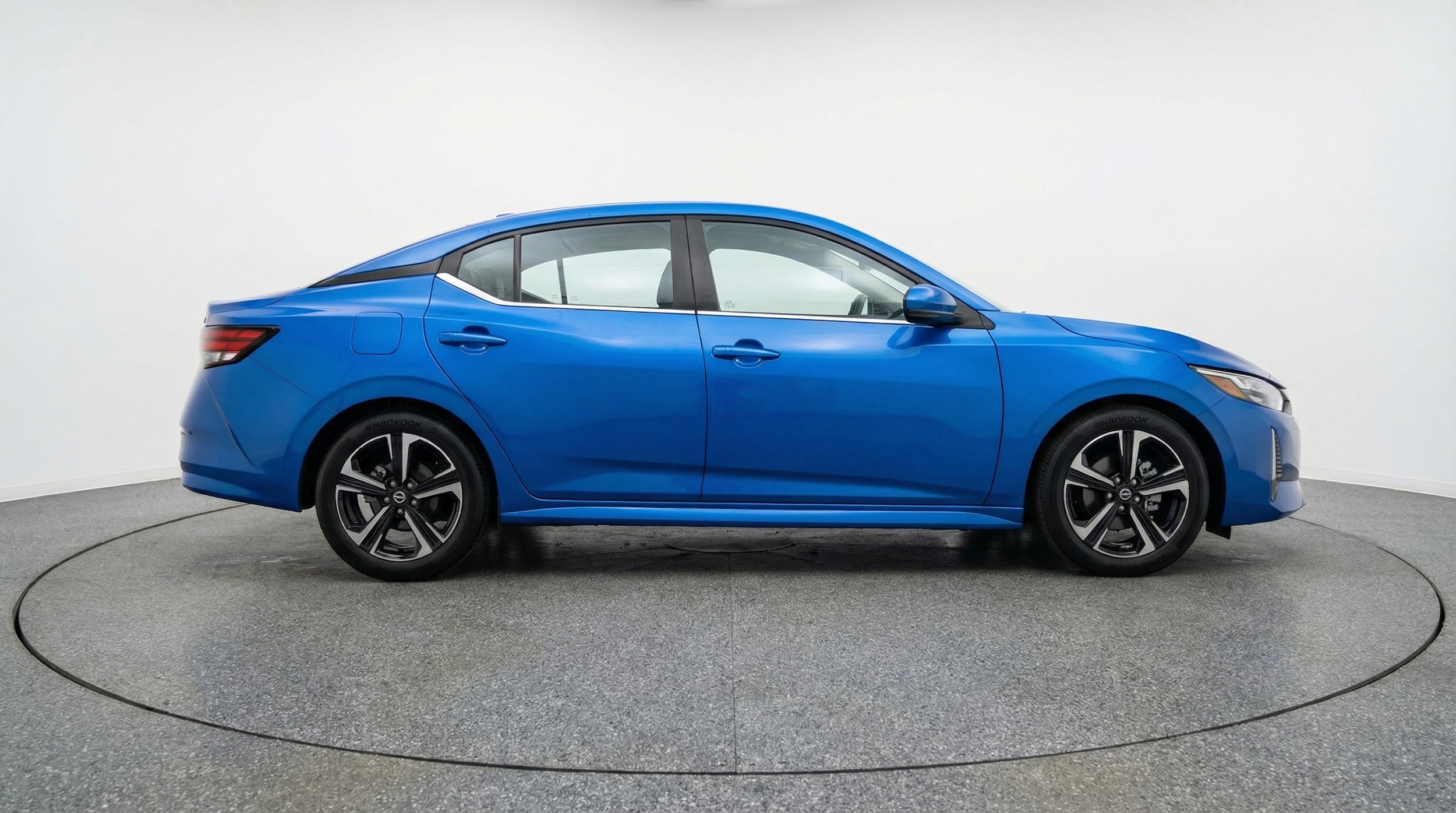 Thumbnail: 2025 Nissan Sentra - 8