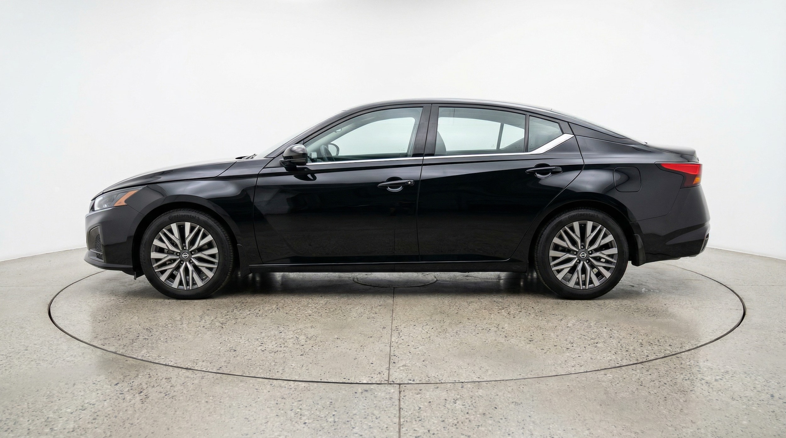 Thumbnail: 2025 Nissan Altima - 4