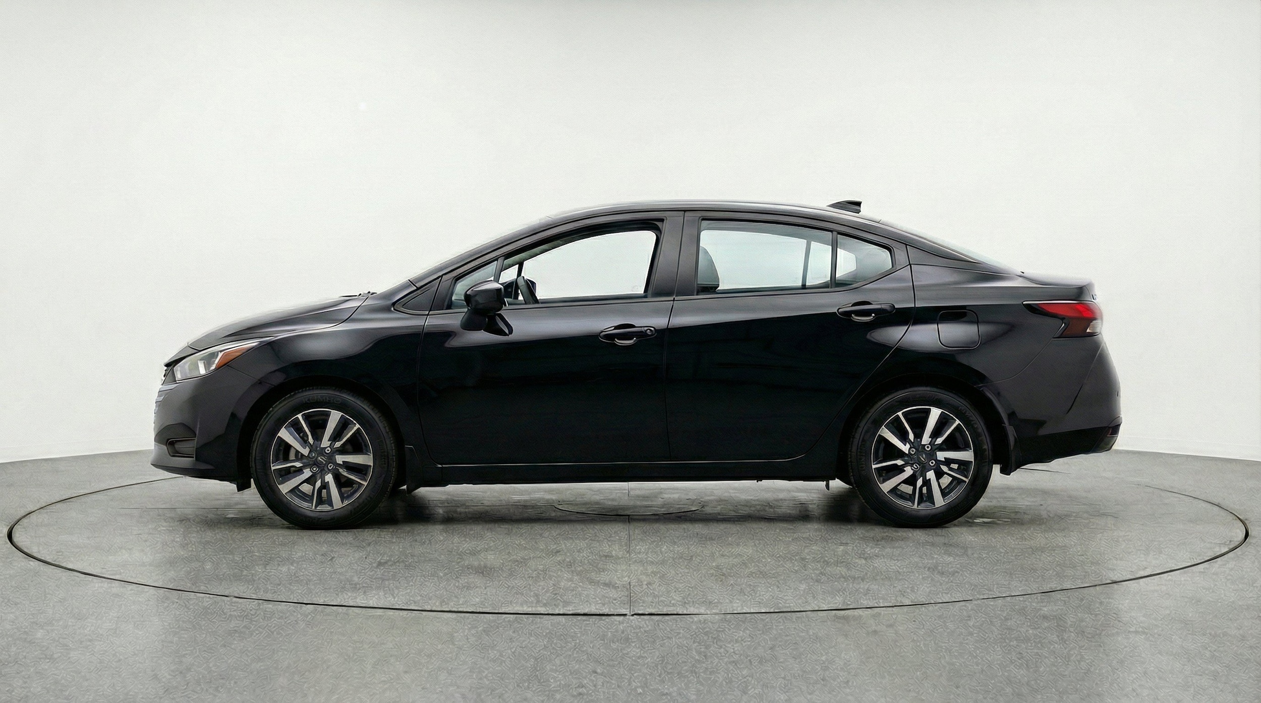 Thumbnail: 2025 Nissan Versa - 5