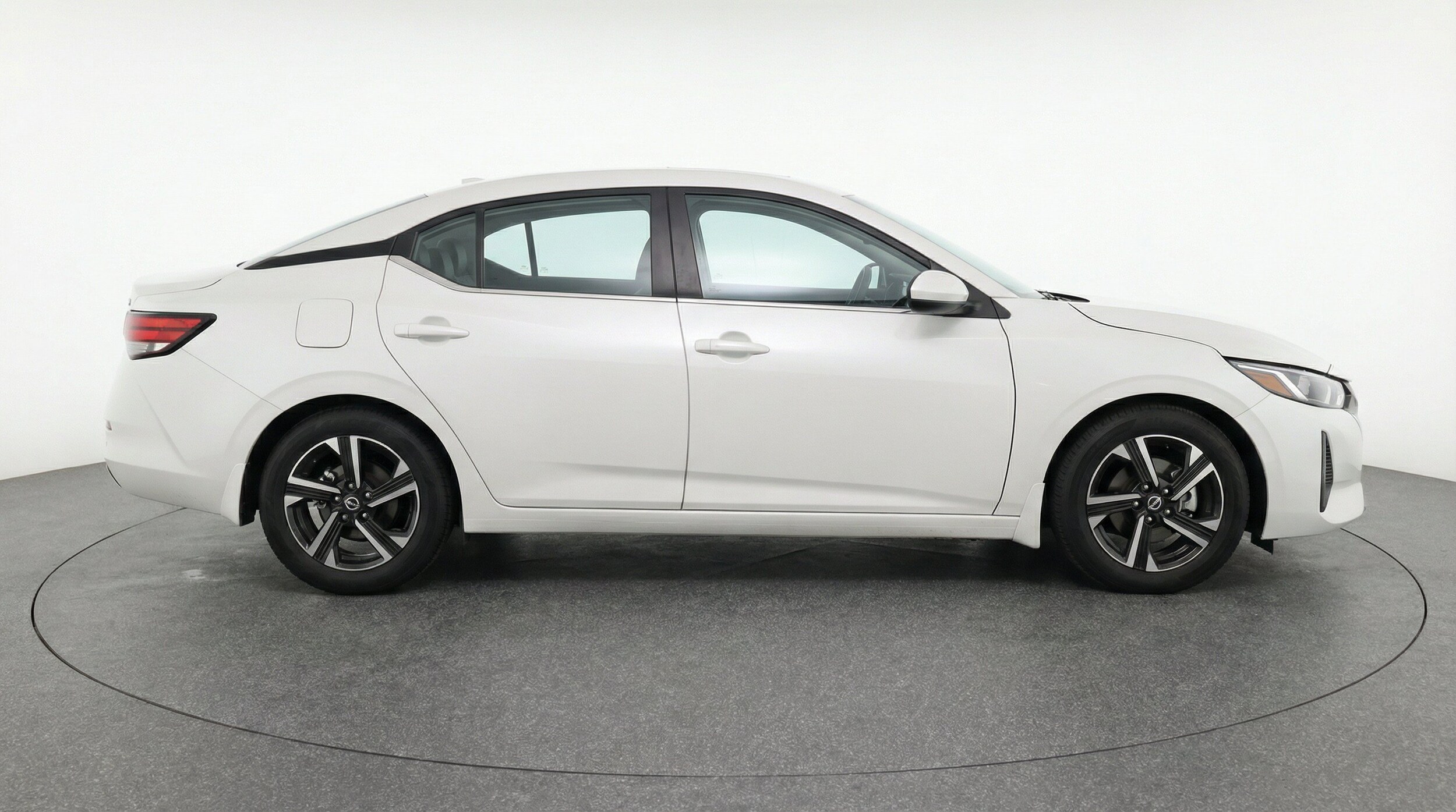 Thumbnail: 2025 Nissan Sentra - 11