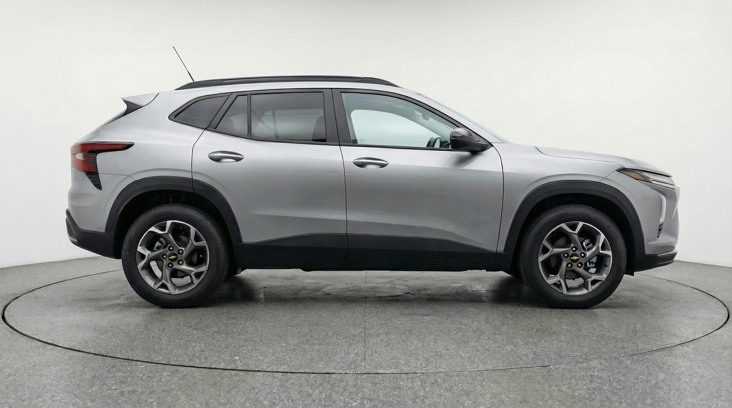 Thumbnail: 2025 Chevrolet Trax - 8