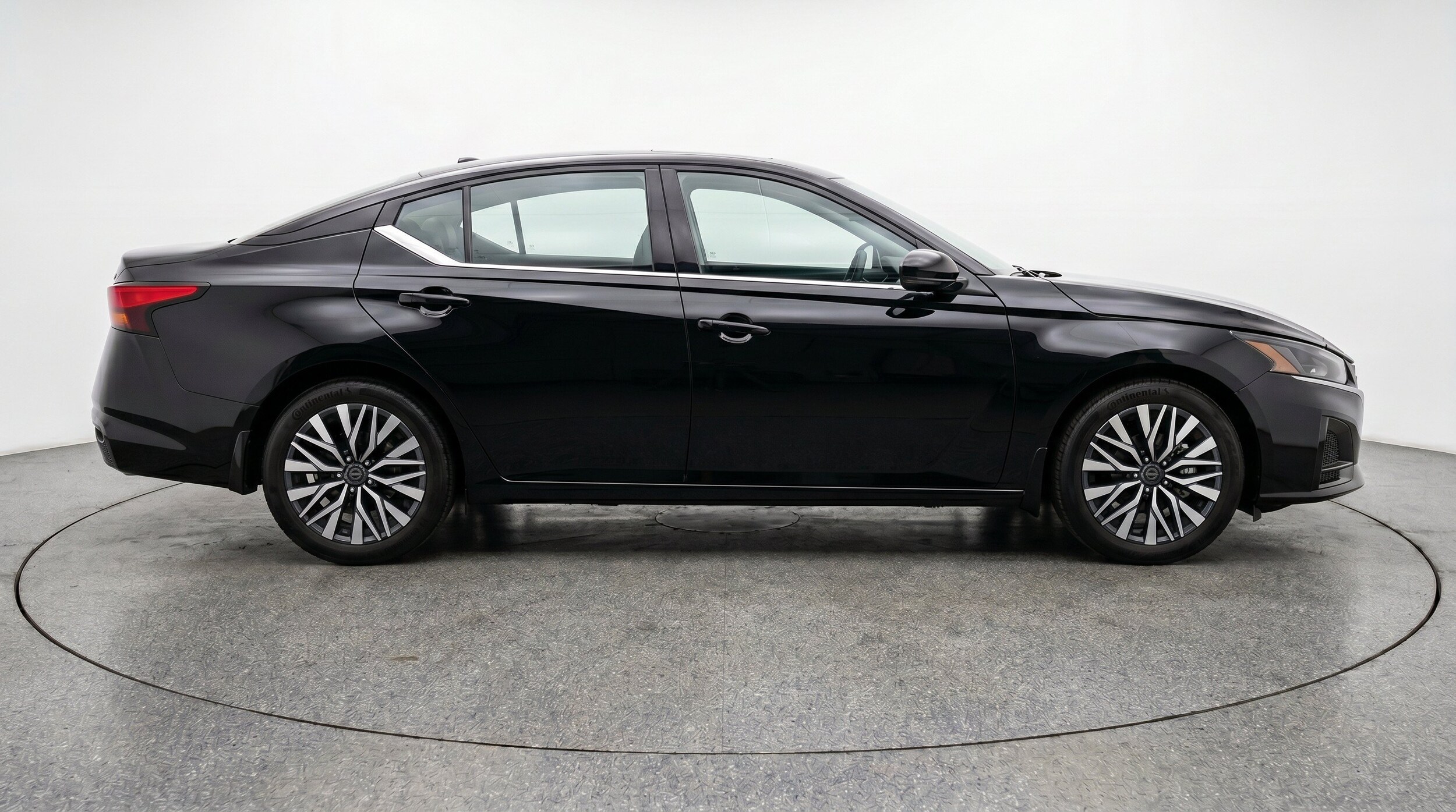 Thumbnail: 2025 Nissan Altima - 11