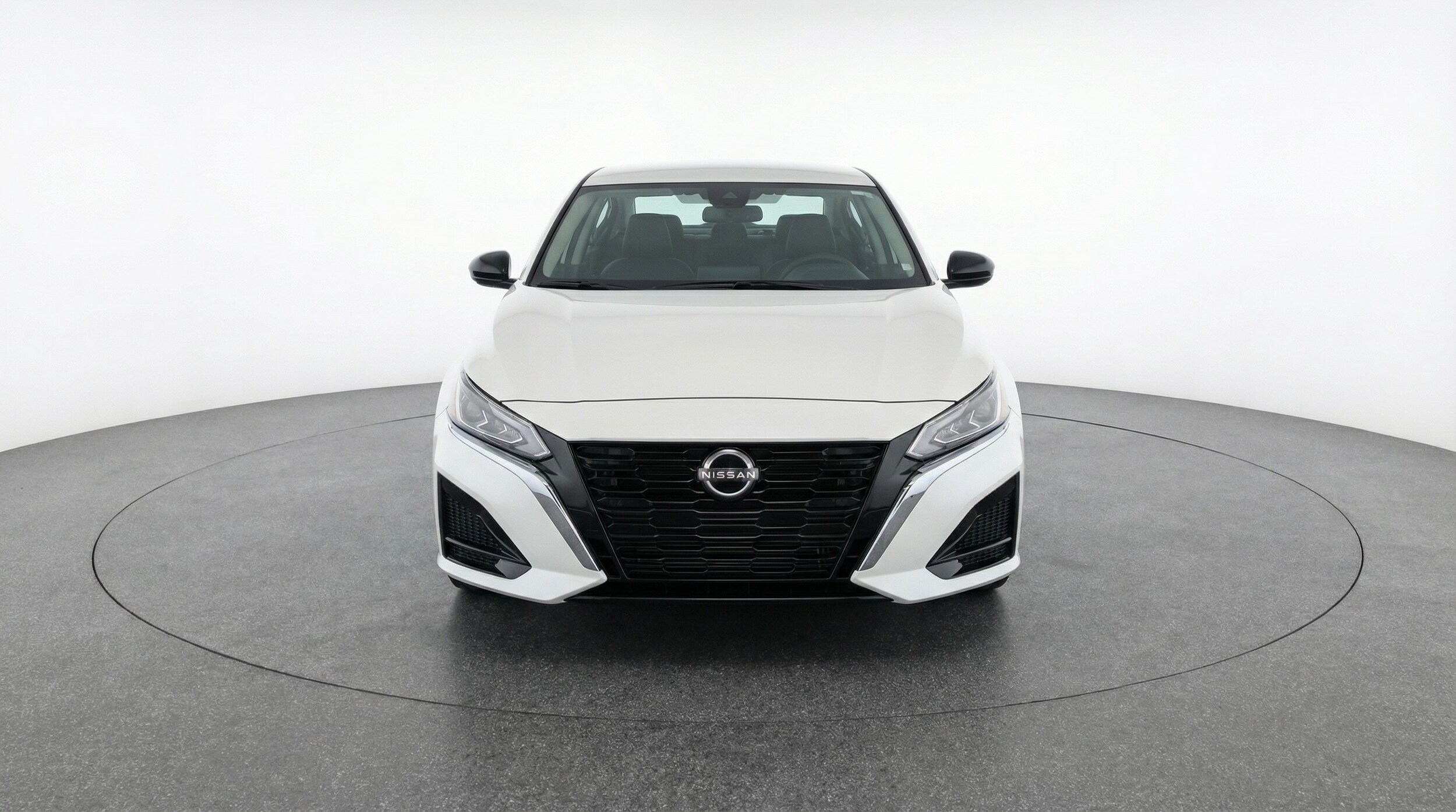 Thumbnail: 2025 Nissan Altima - 2