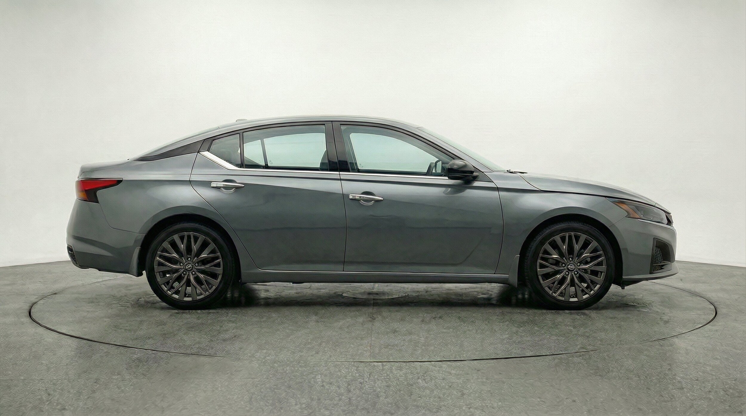Thumbnail: 2025 Nissan Altima - 11