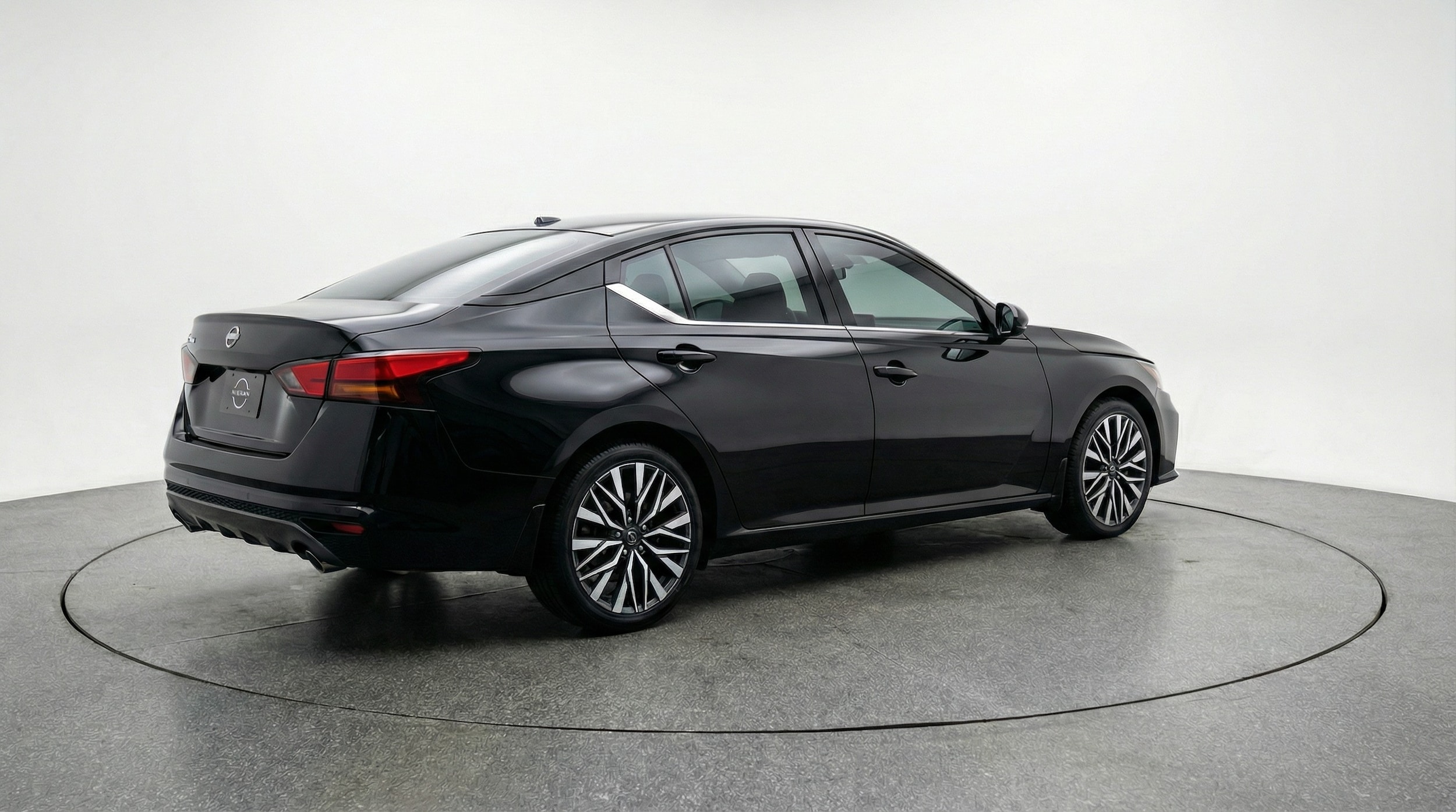 Thumbnail: 2025 Nissan Altima - 7