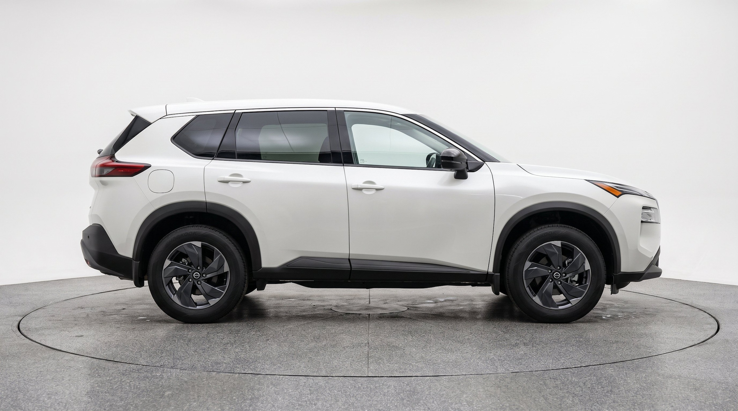 Thumbnail: 2026 Nissan Rogue - 10