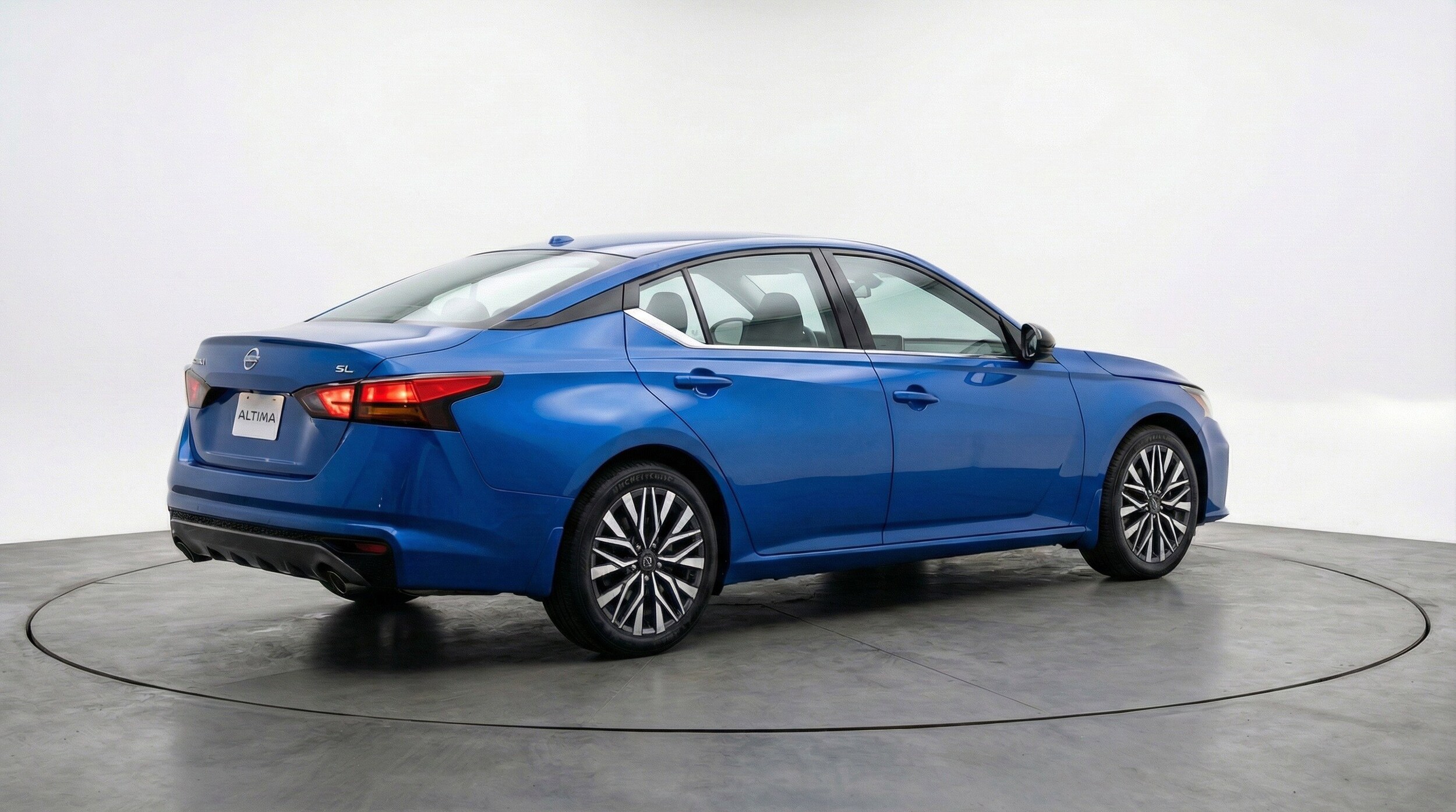 Thumbnail: 2025 Nissan Altima - 9