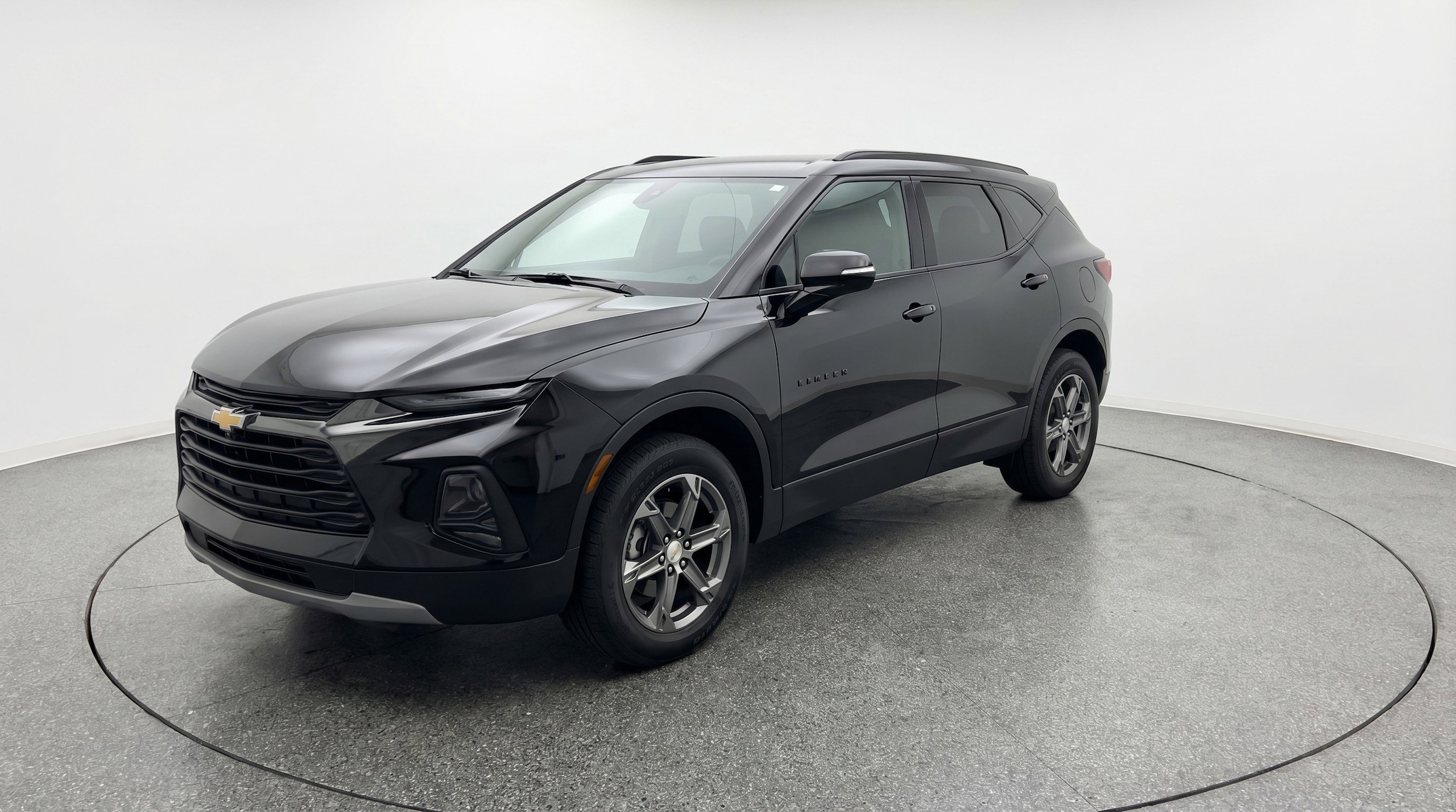 Thumbnail: 2025 Chevrolet Blazer - 3