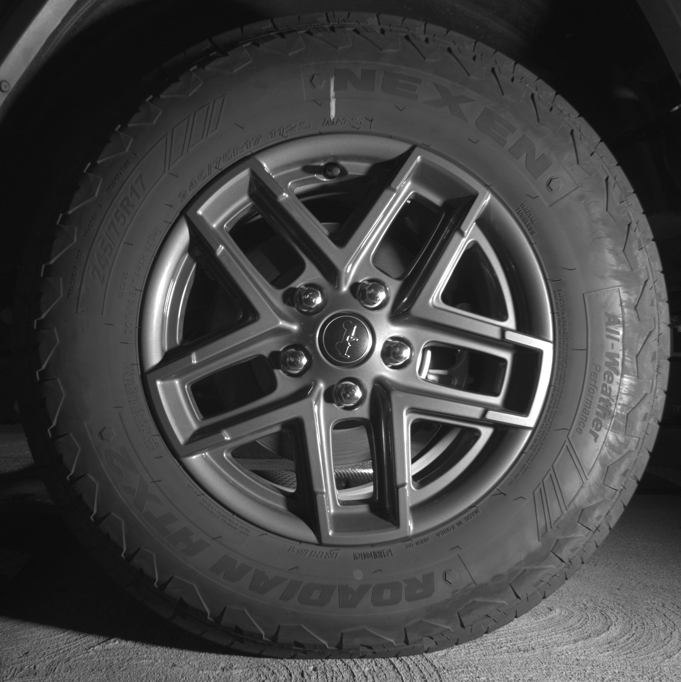 Thumbnail: 2025 Jeep Wrangler - 14