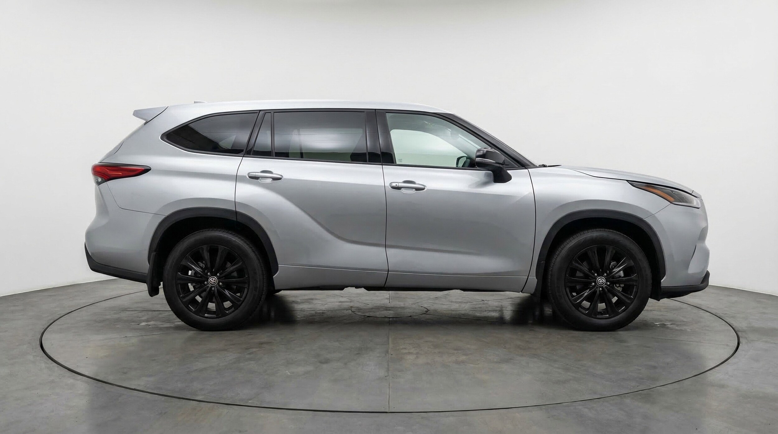 Thumbnail: 2025 Toyota Highlander - 11