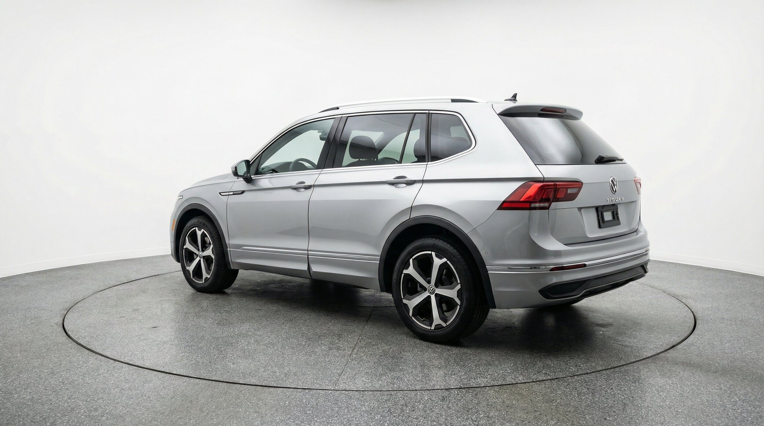 Thumbnail: 2026 Volkswagen Tiguan - 6