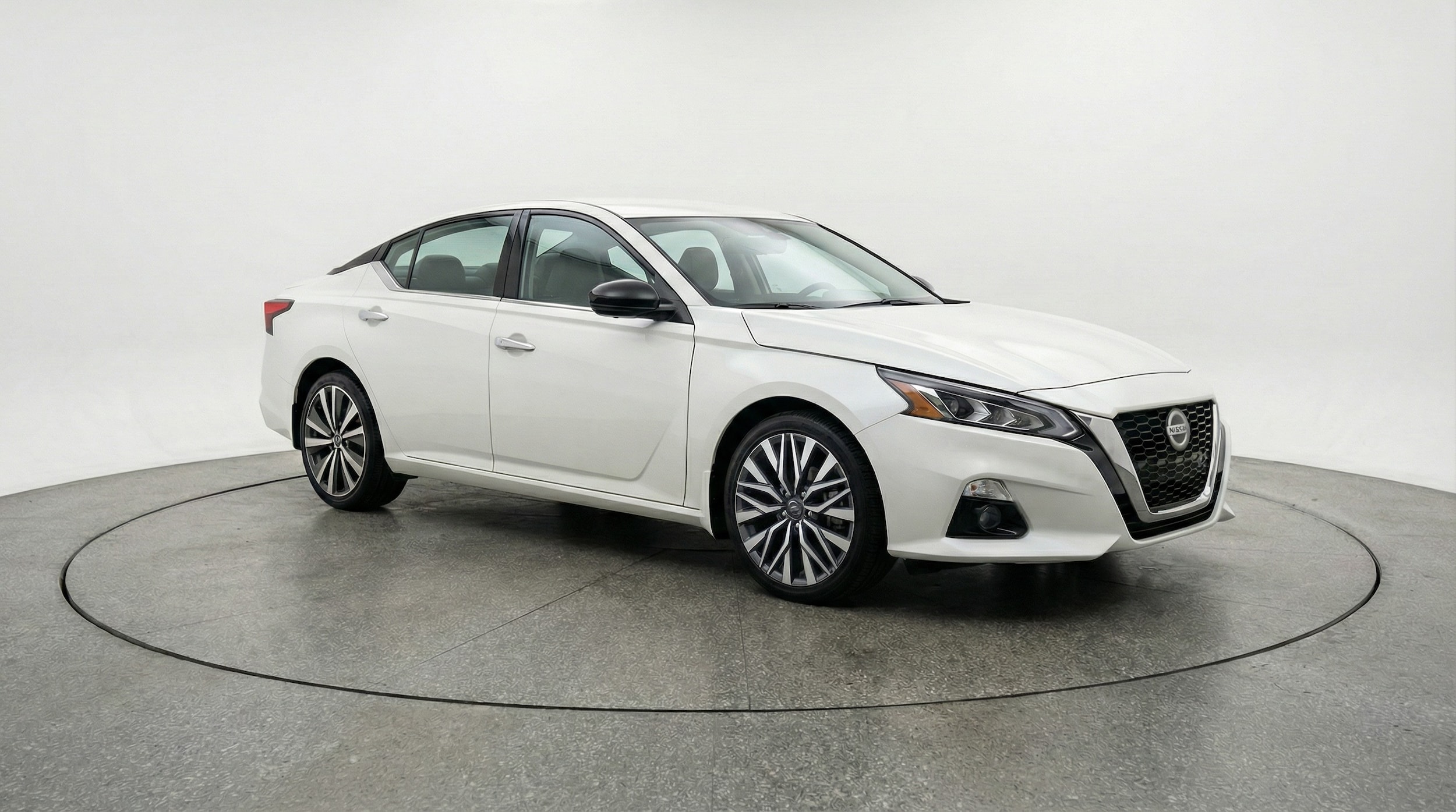 Thumbnail: 2025 Nissan Altima - 1