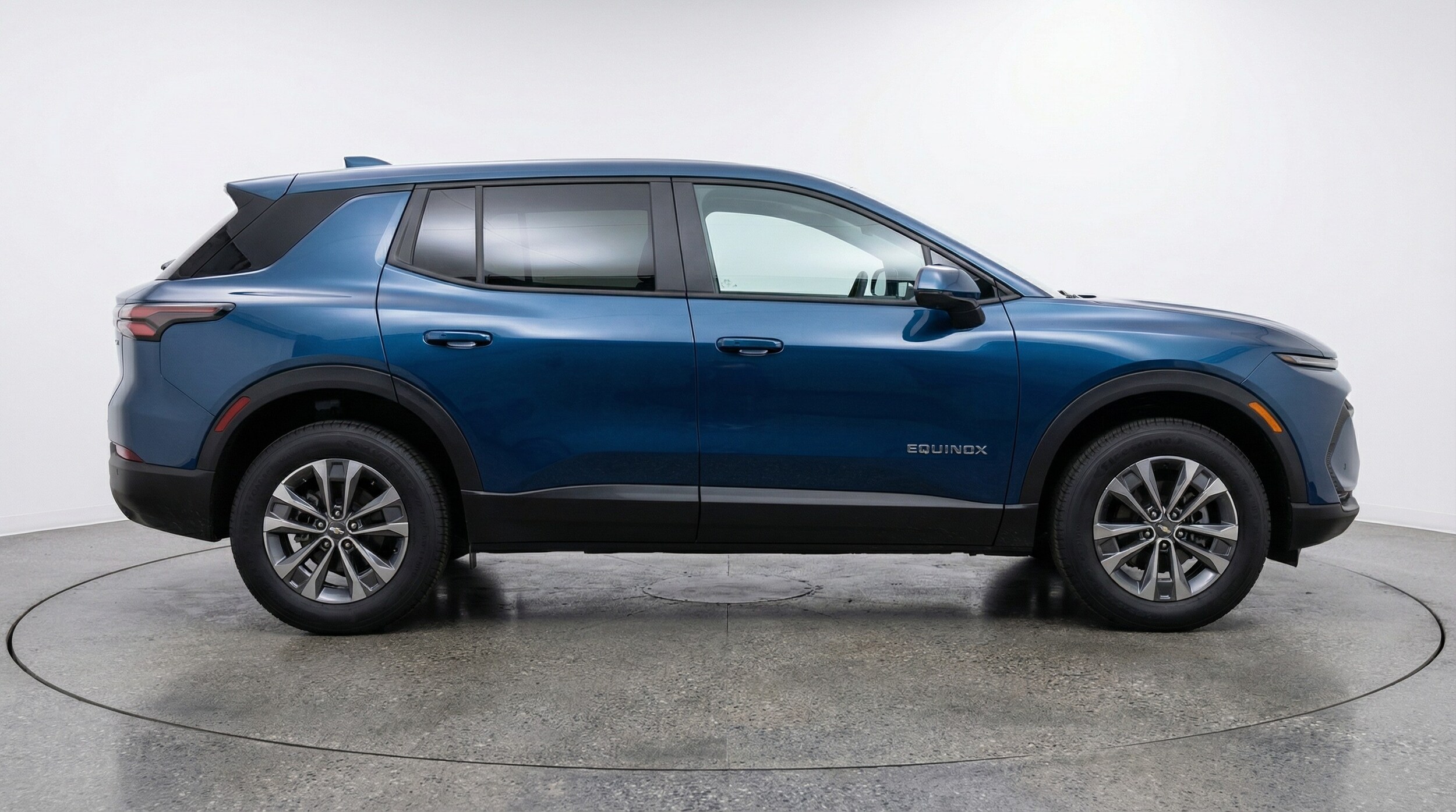 Thumbnail: 2025 Chevrolet Equinox - 8