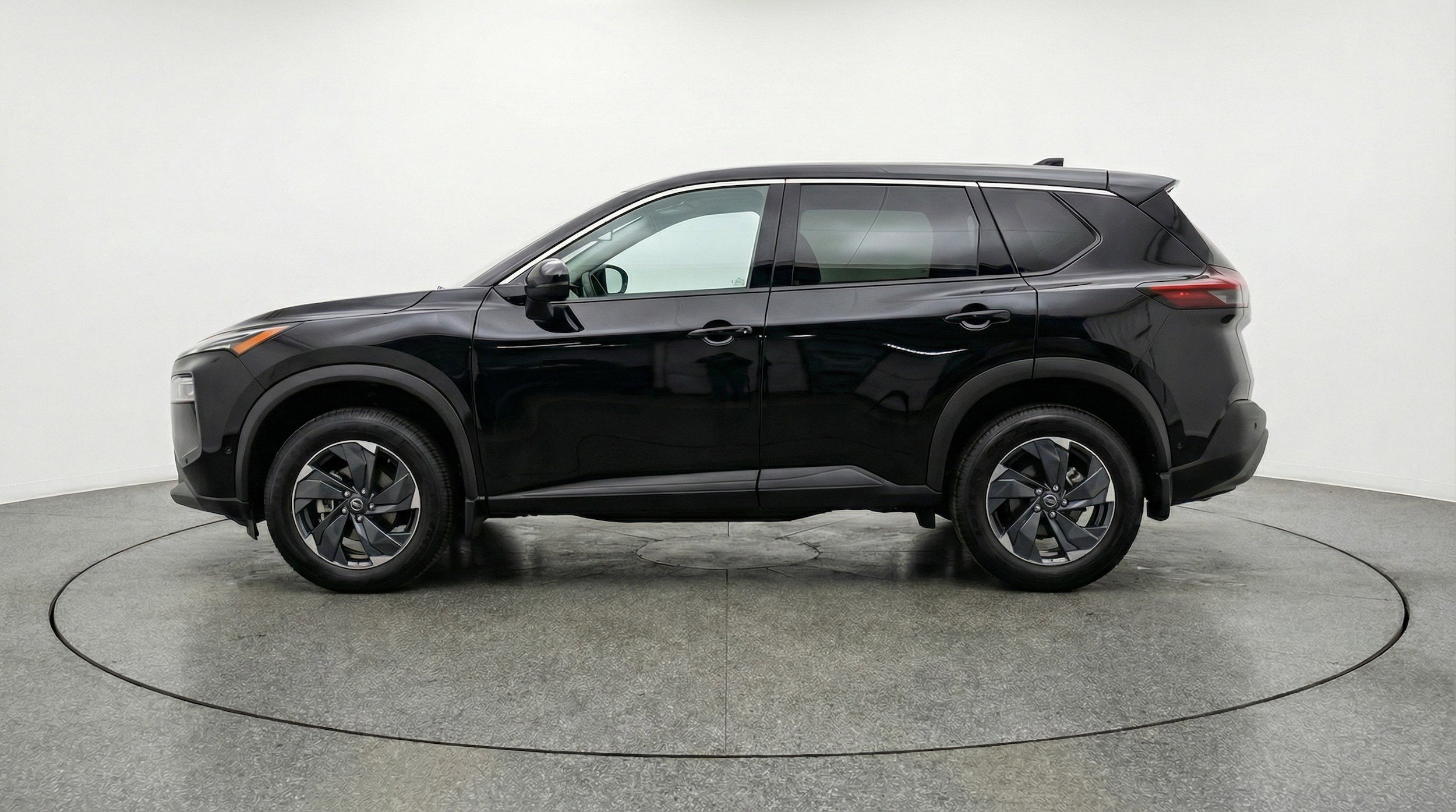 Thumbnail: 2025 Nissan Rogue - 5