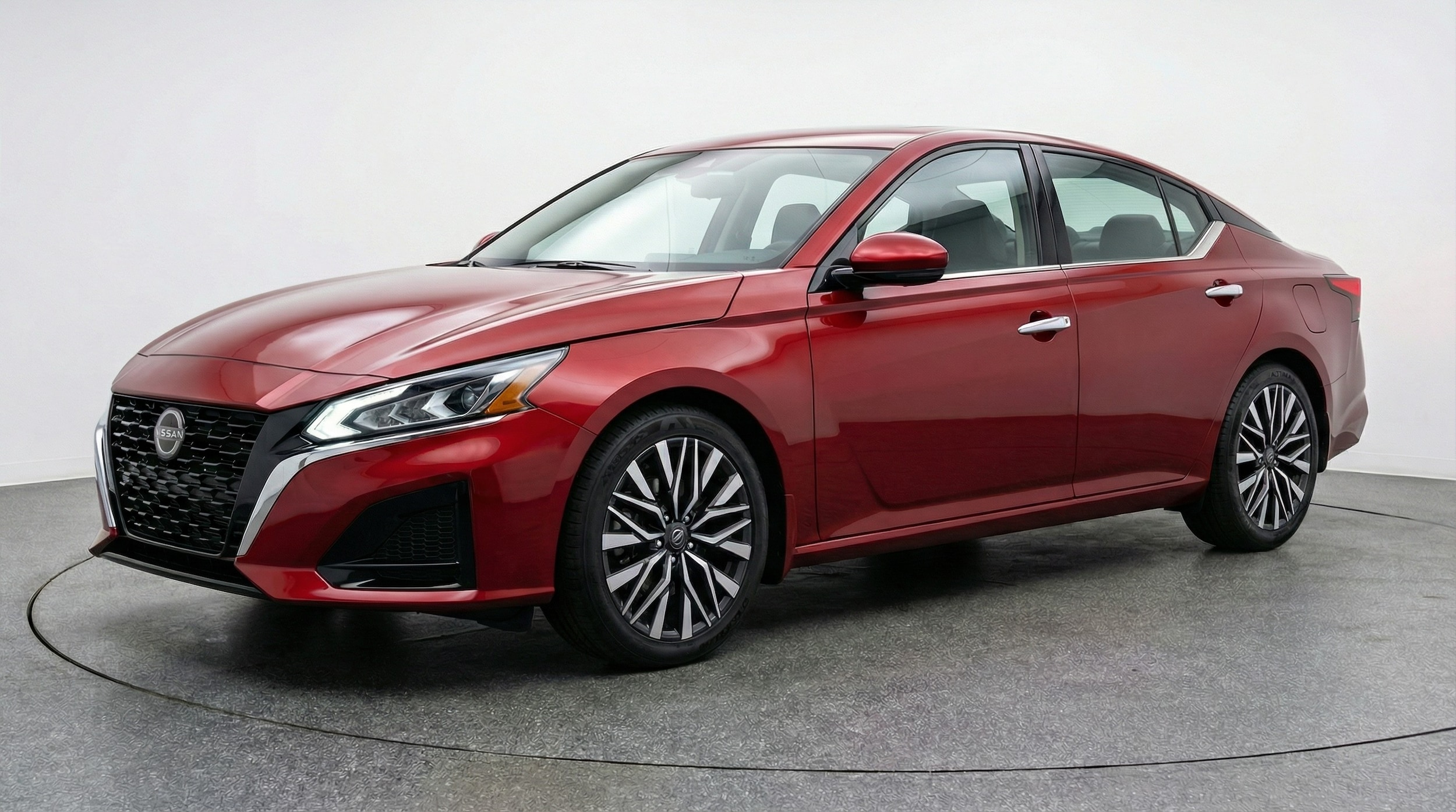 Thumbnail: 2025 Nissan Altima - 3