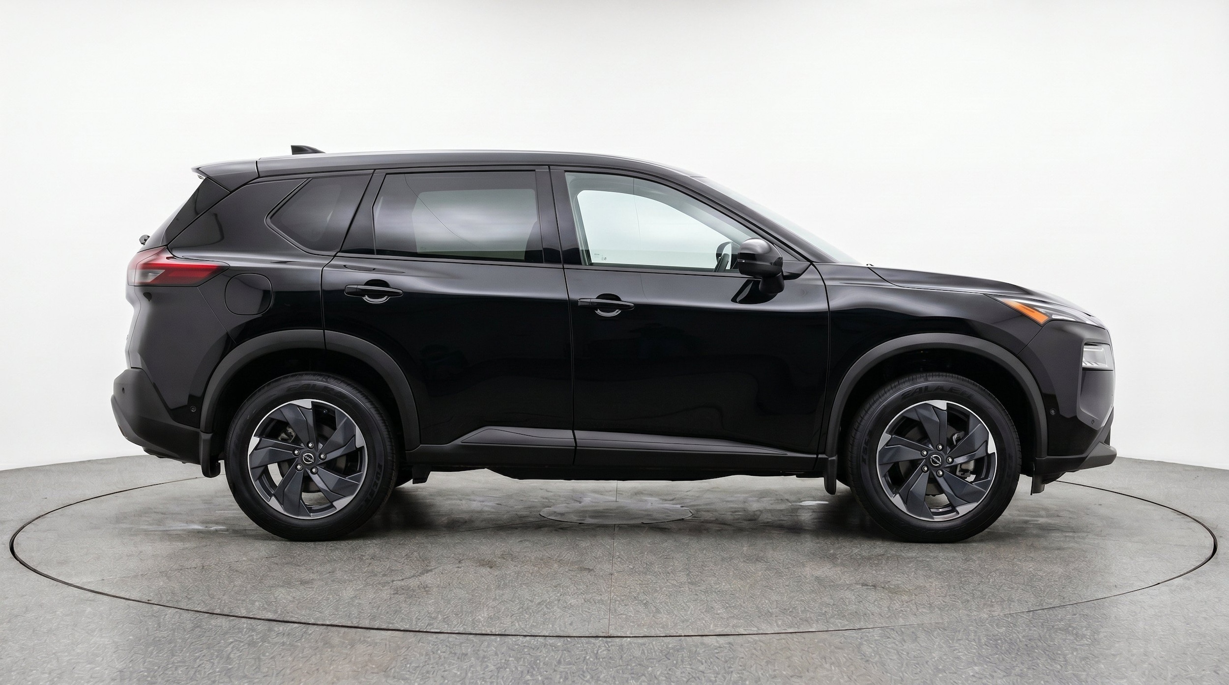 Thumbnail: 2025 Nissan Rogue - 11