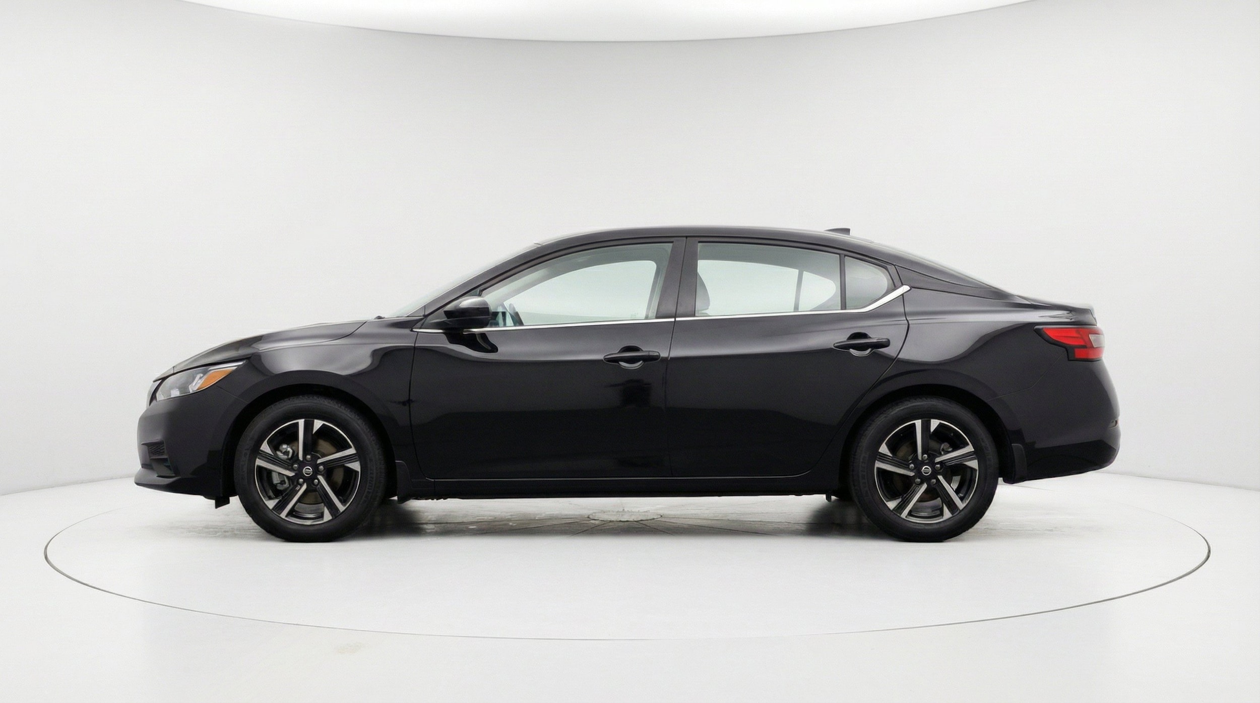 Thumbnail: 2025 Nissan Sentra - 5