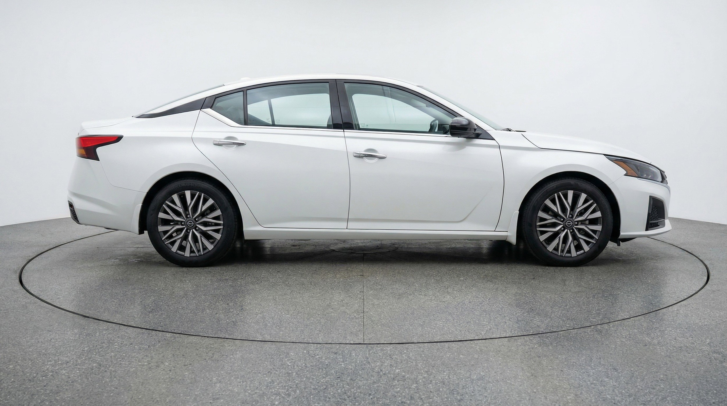 Thumbnail: 2025 Nissan Altima - 11