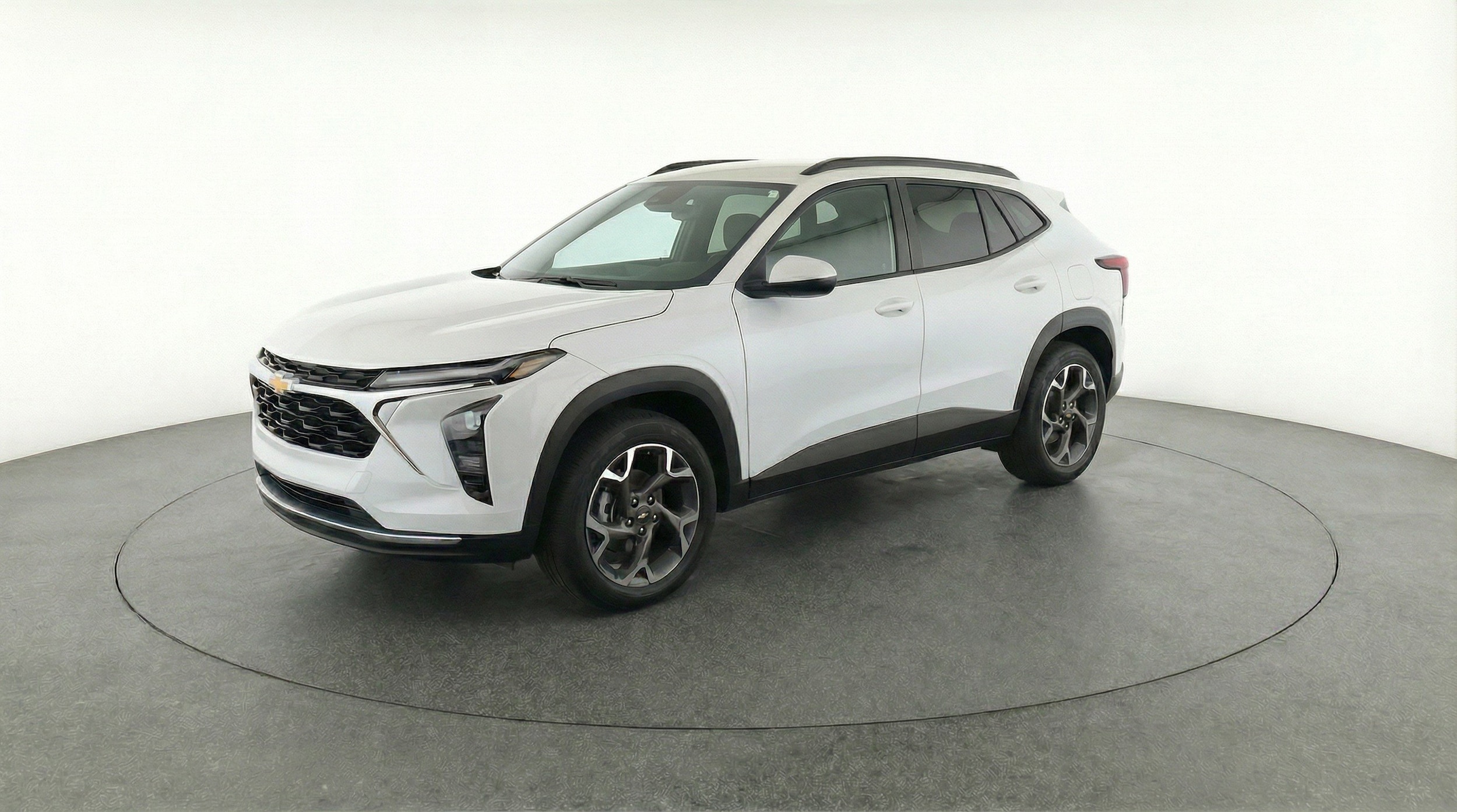 Thumbnail: 2025 Chevrolet Trax - 3