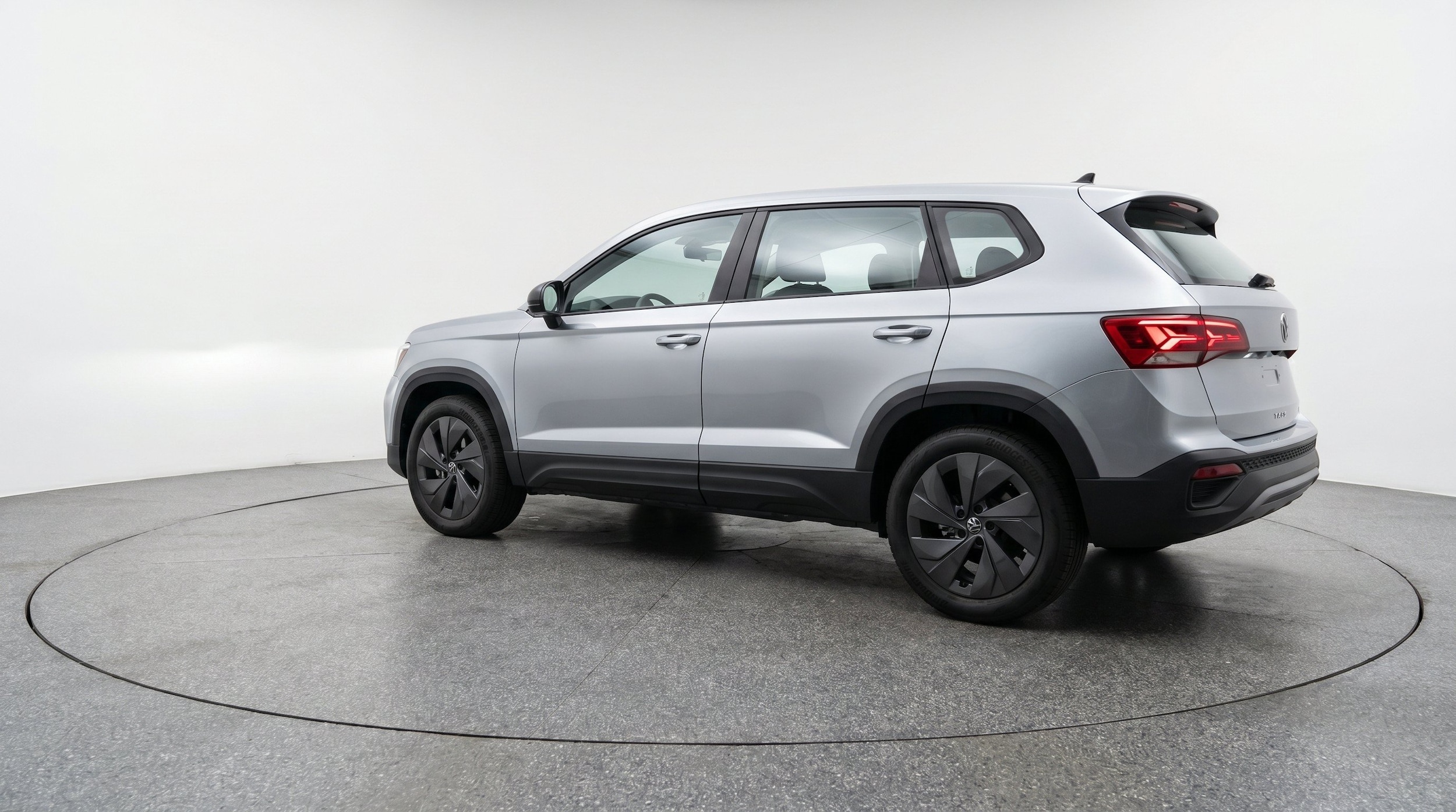 Thumbnail: 2026 Volkswagen Taos - 6