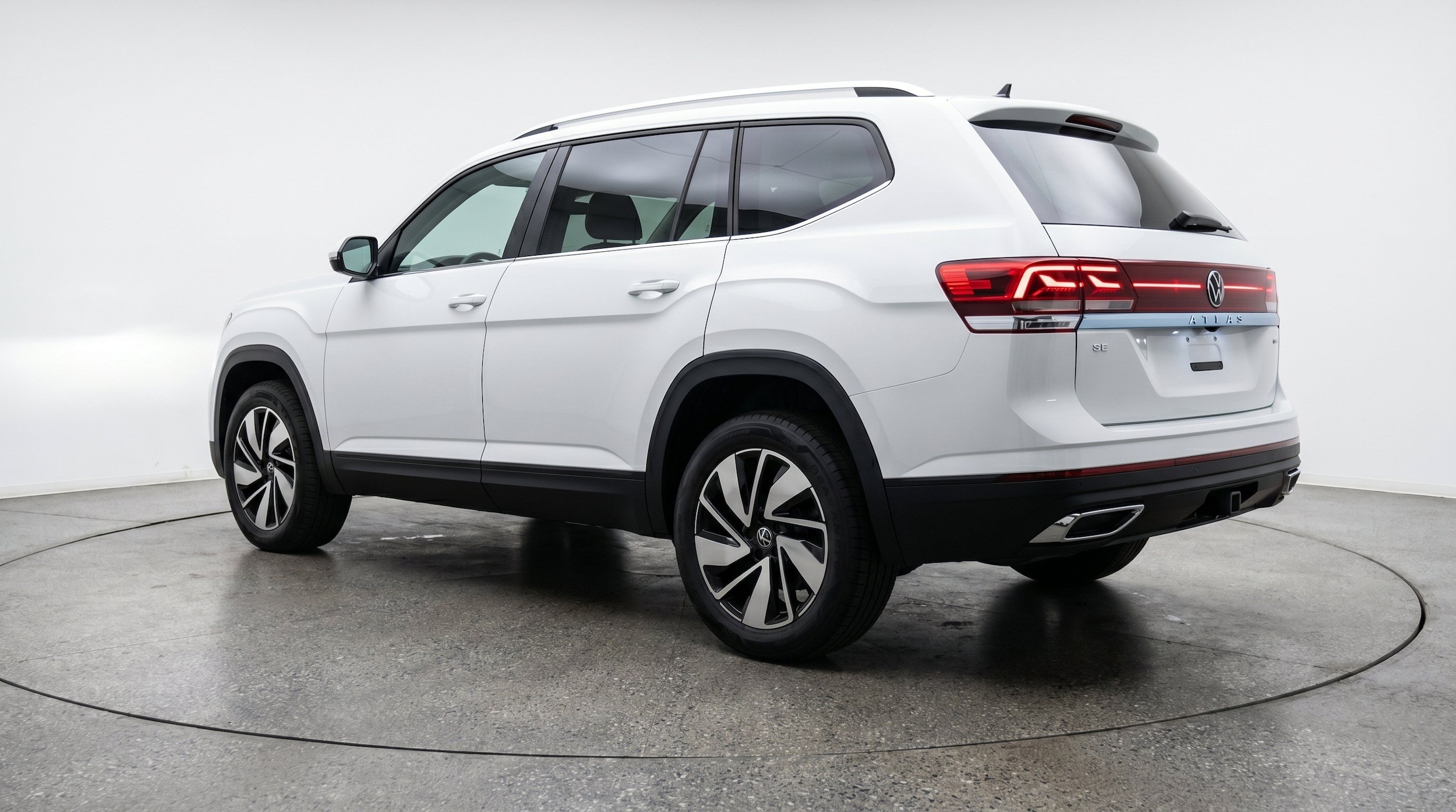 Thumbnail: 2026 Volkswagen Atlas - 6