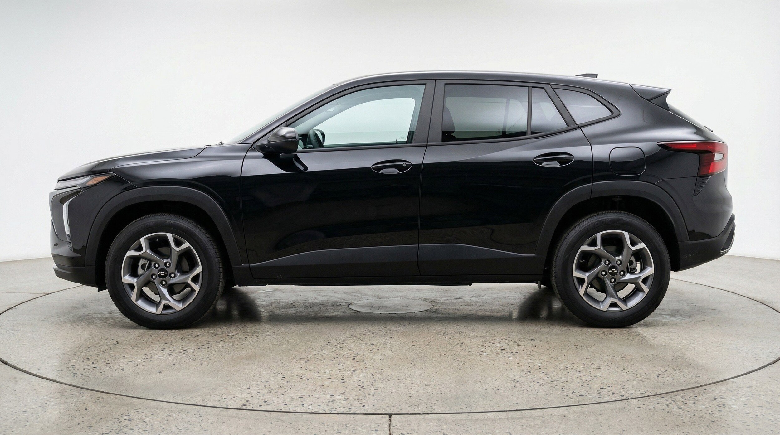 Thumbnail: 2025 Chevrolet Trax - 5