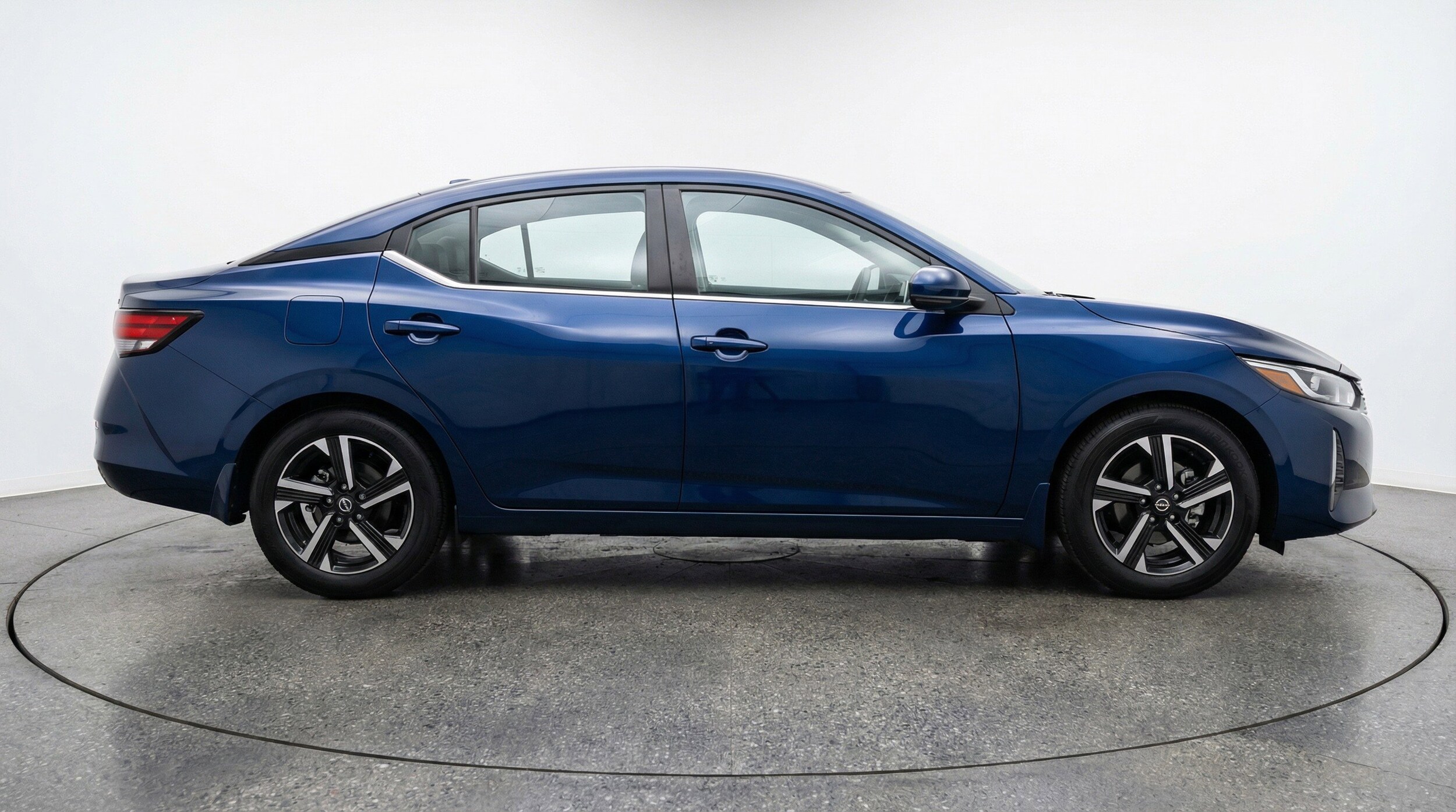 Thumbnail: 2025 Nissan Sentra - 11