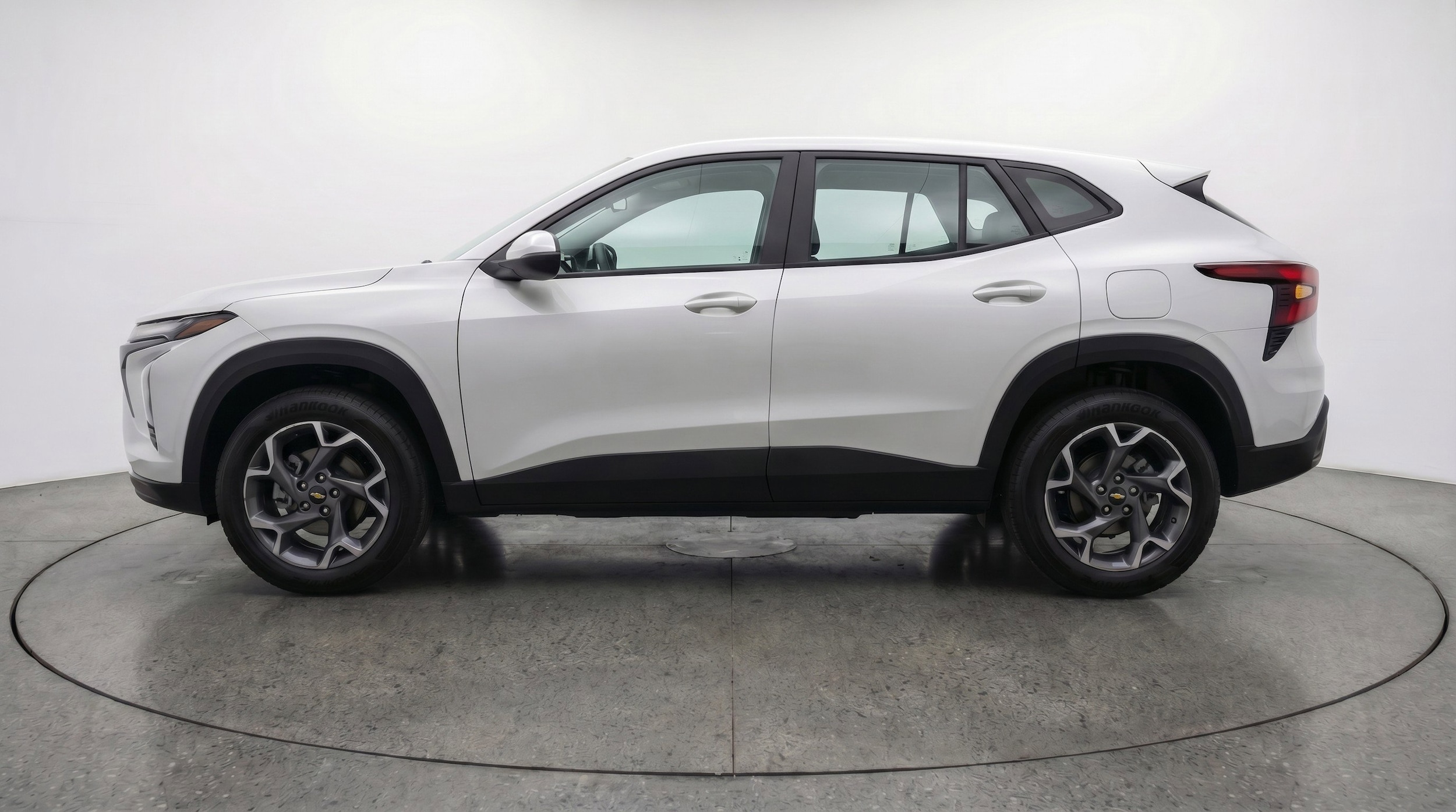 Thumbnail: 2025 Chevrolet Trax - 5