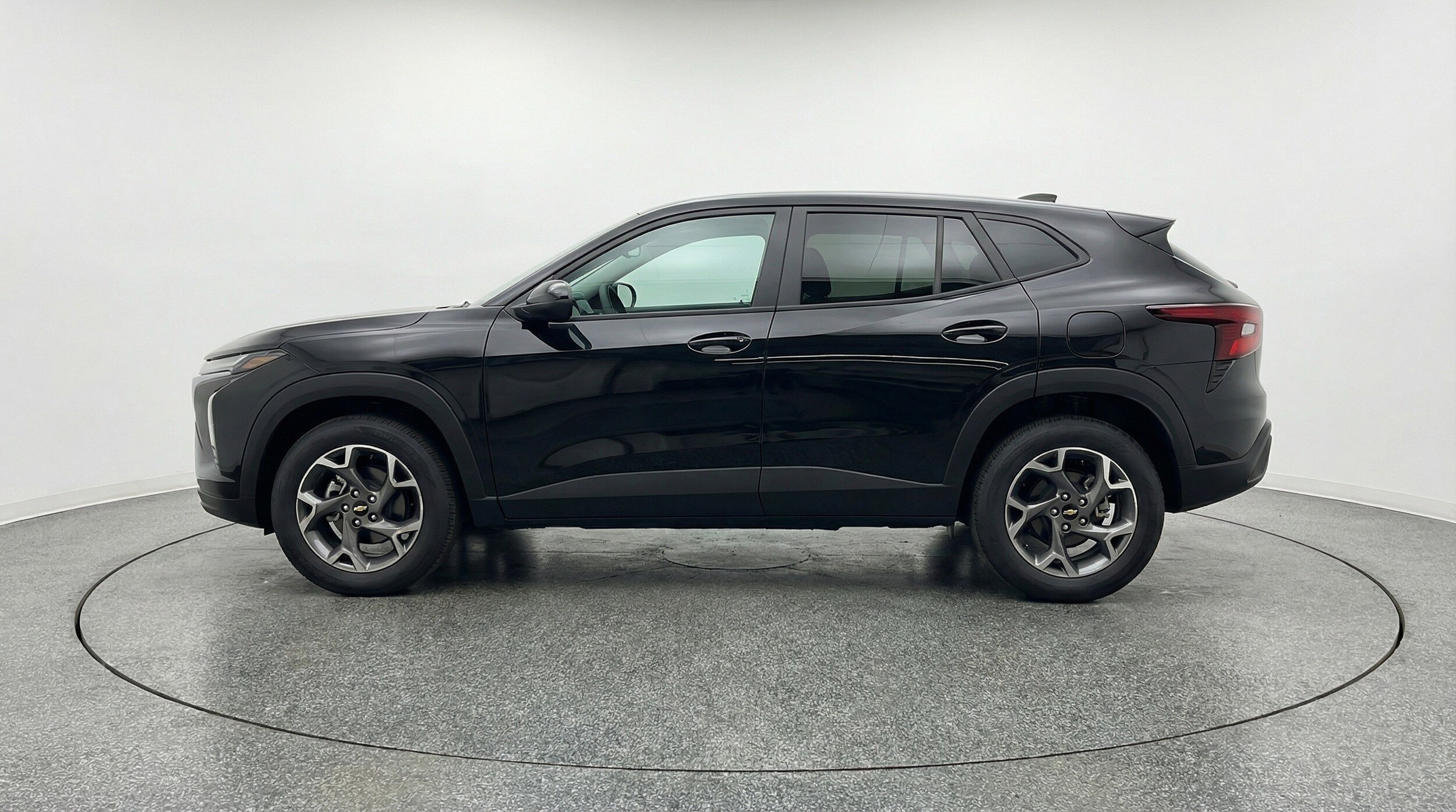 Thumbnail: 2025 Chevrolet Trax - 5