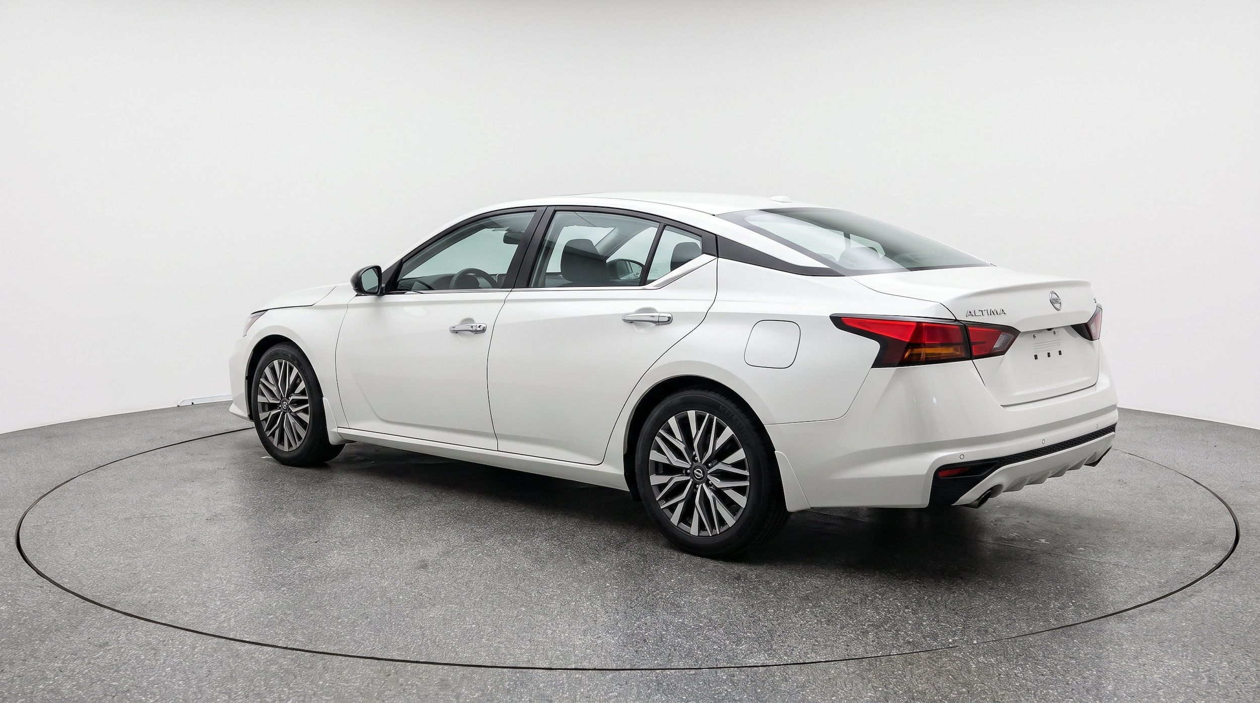 Thumbnail: 2025 Nissan Altima - 6