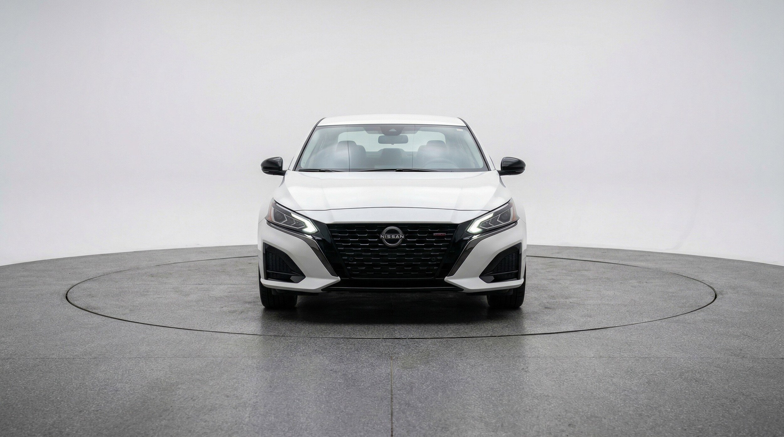 Thumbnail: 2025 Nissan Altima - 2