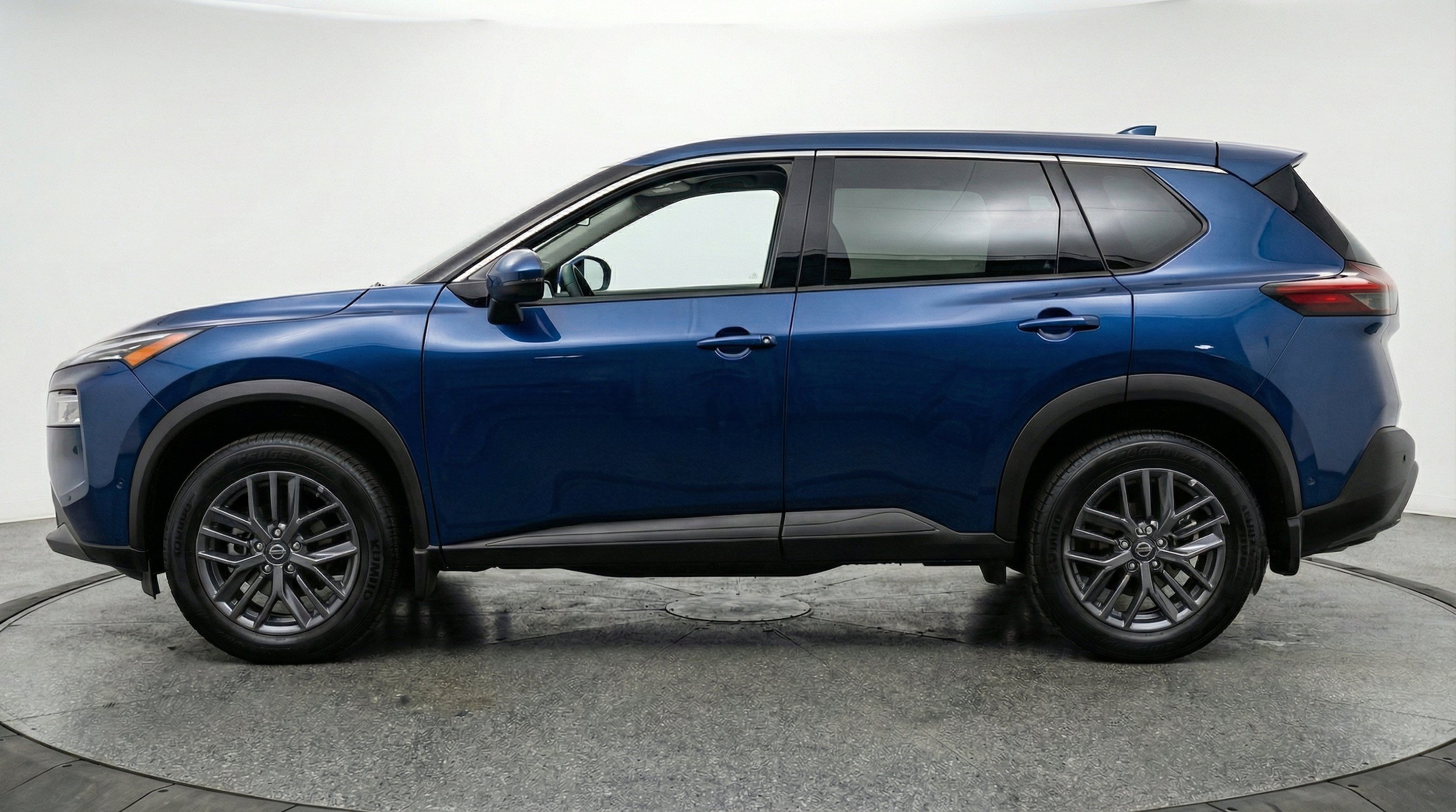 Thumbnail: 2026 Nissan Rogue - 5