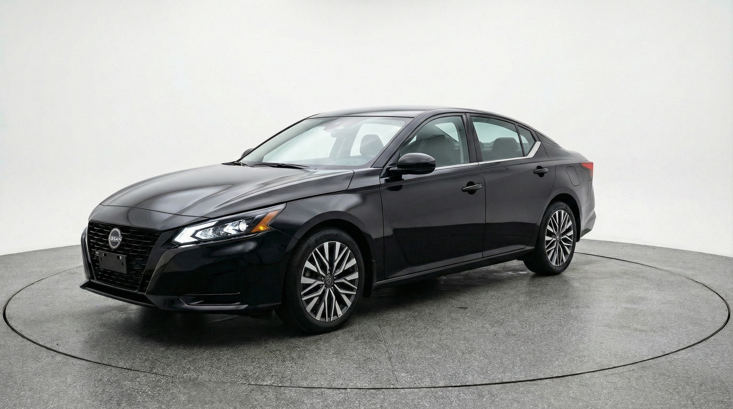 Thumbnail: 2025 Nissan Altima - 3