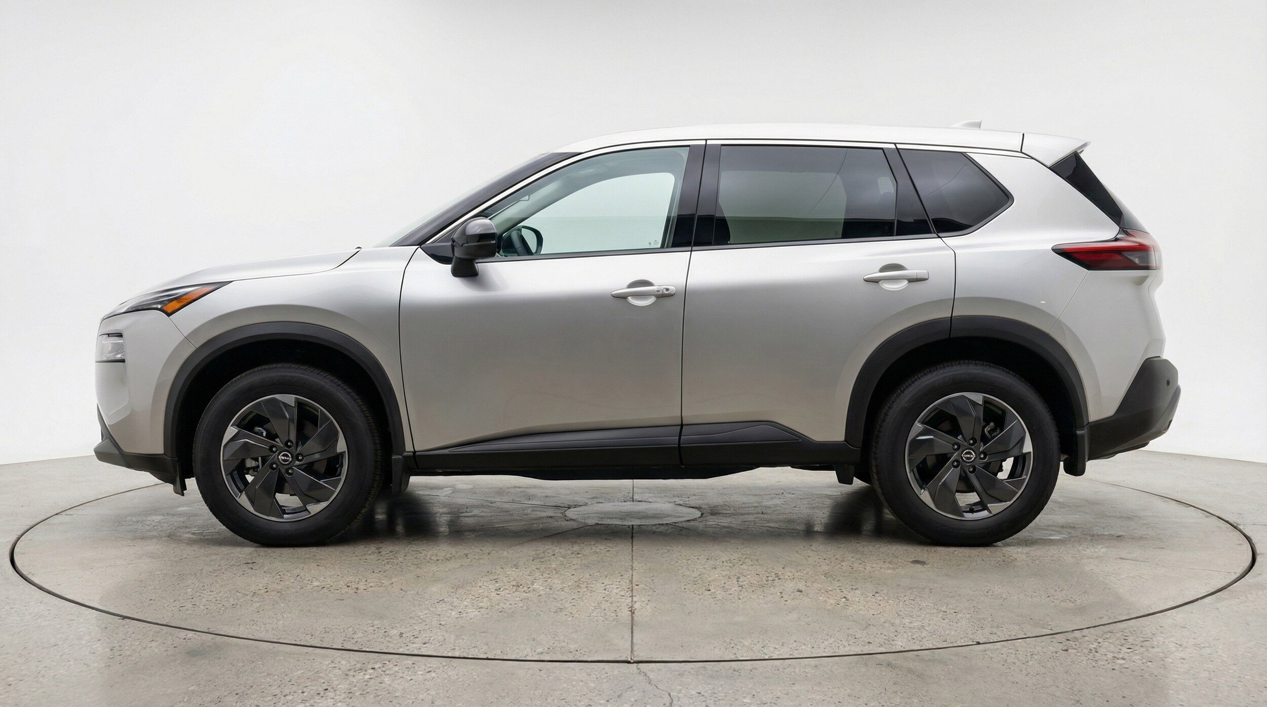 Thumbnail: 2025 Nissan Rogue - 5