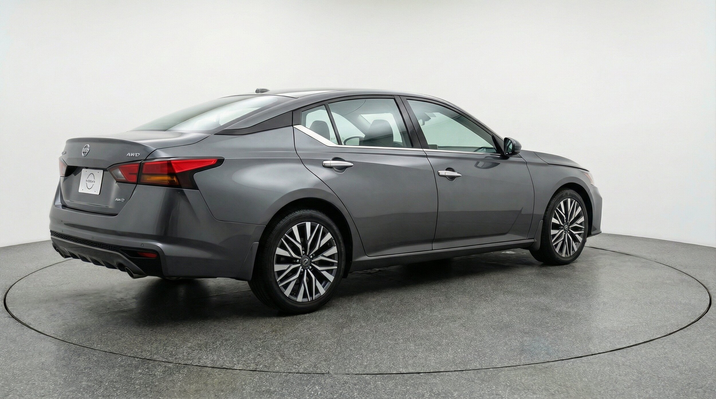 Thumbnail: 2025 Nissan Altima - 9