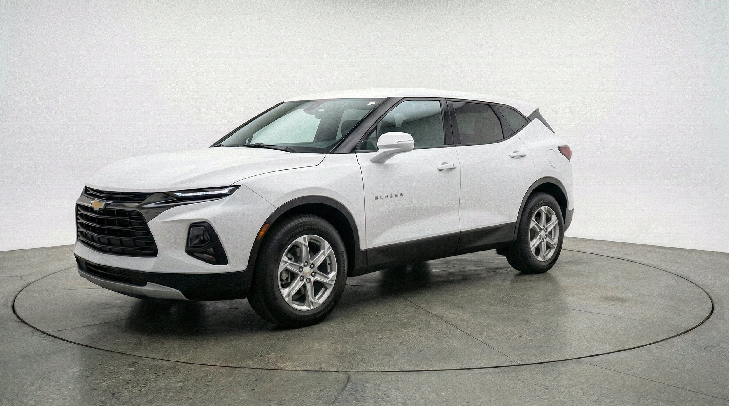 Thumbnail: 2026 Chevrolet Blazer - 3