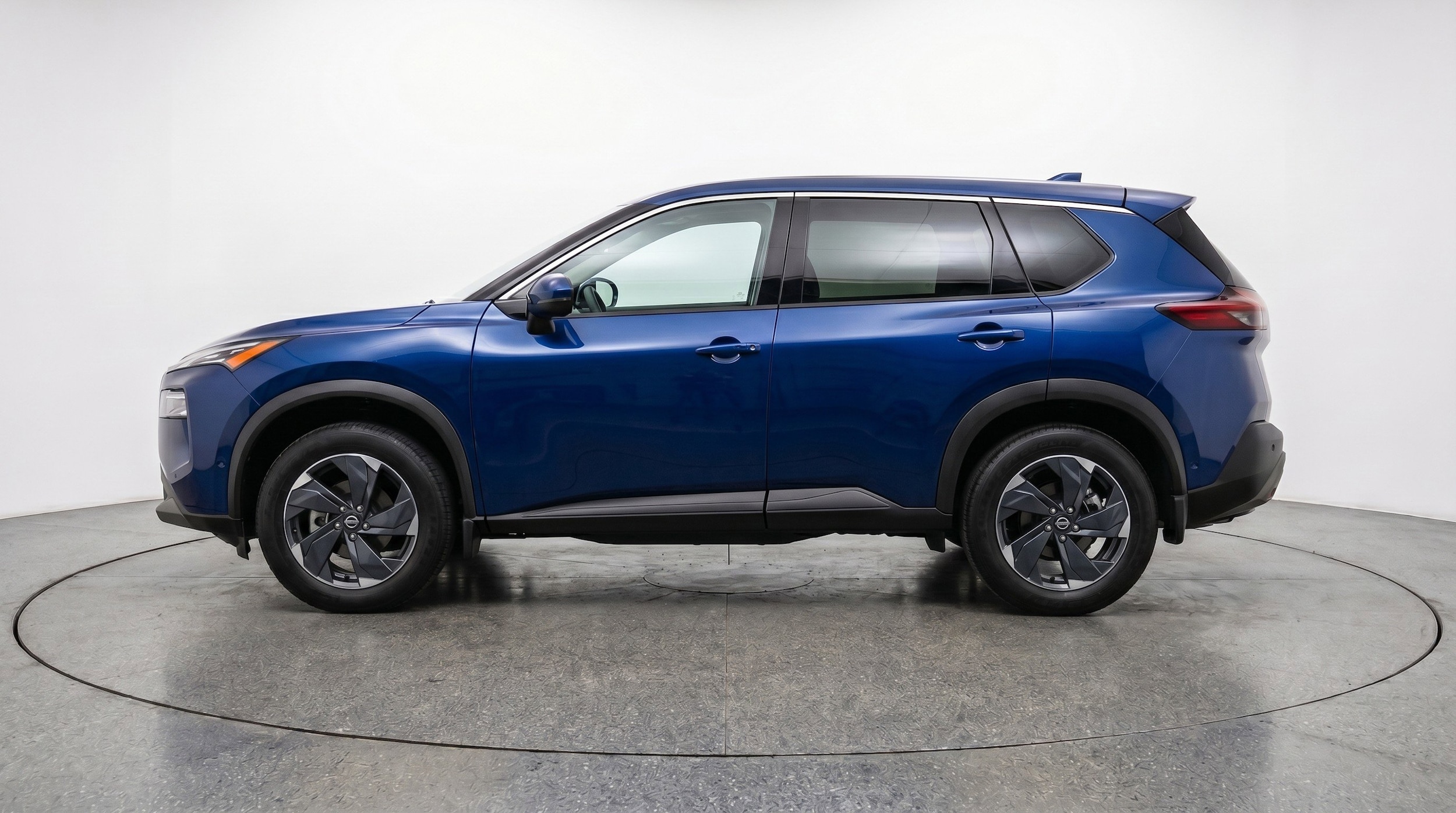Thumbnail: 2025 Nissan Rogue - 5