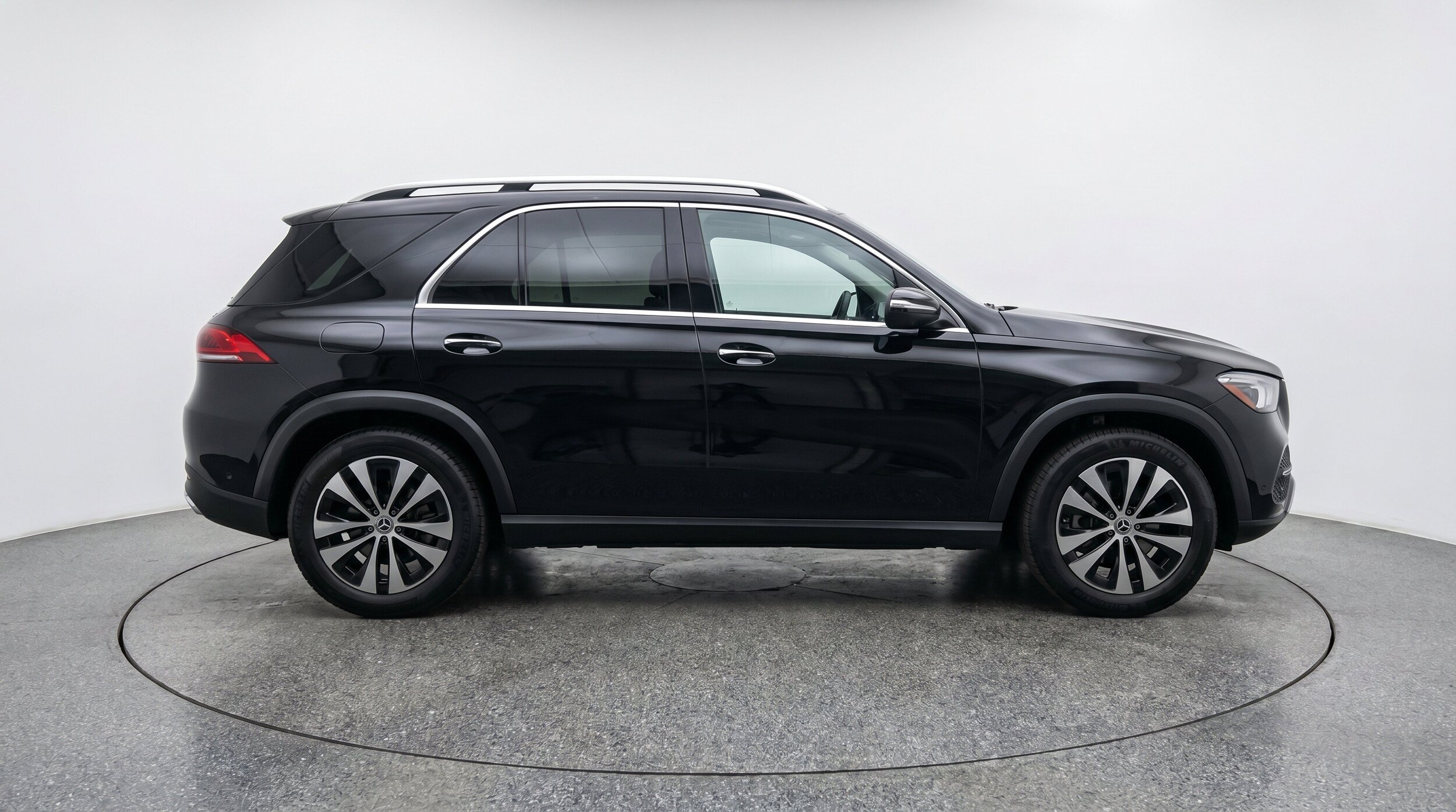 Thumbnail: 2026 Mercedes-Benz GLE - 11
