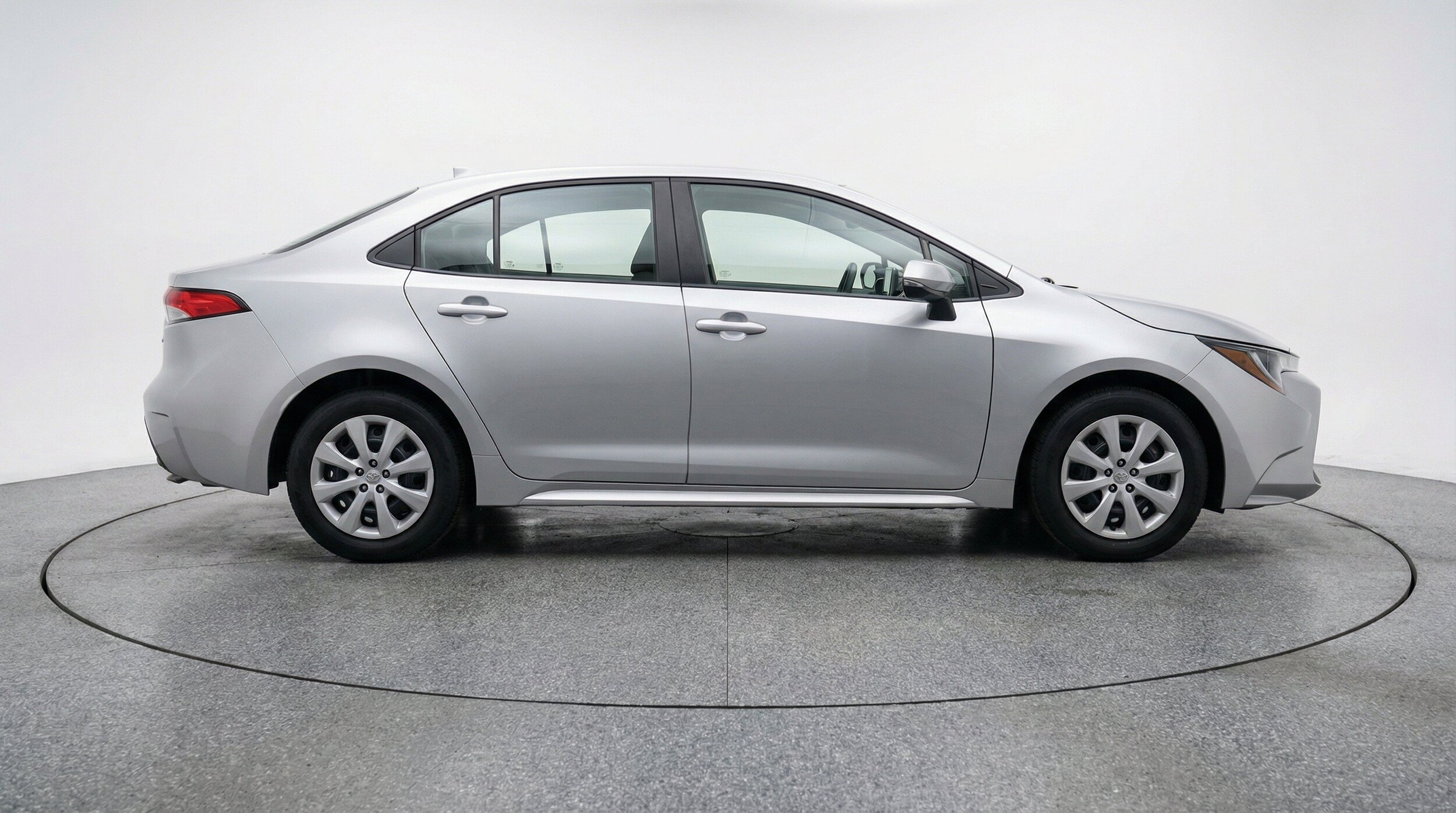 Thumbnail: 2025 Toyota Corolla - 10