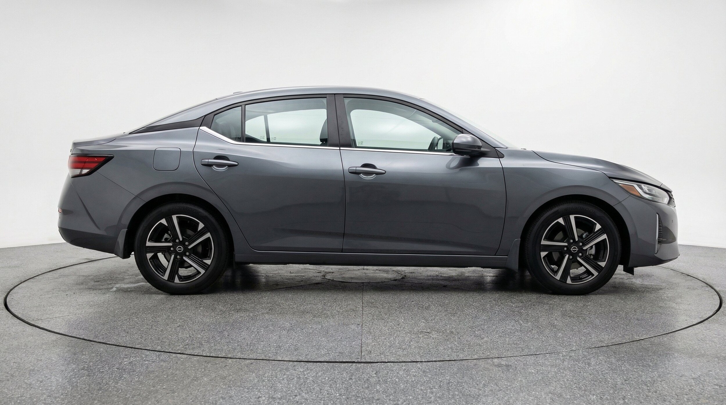 Thumbnail: 2025 Nissan Sentra - 11