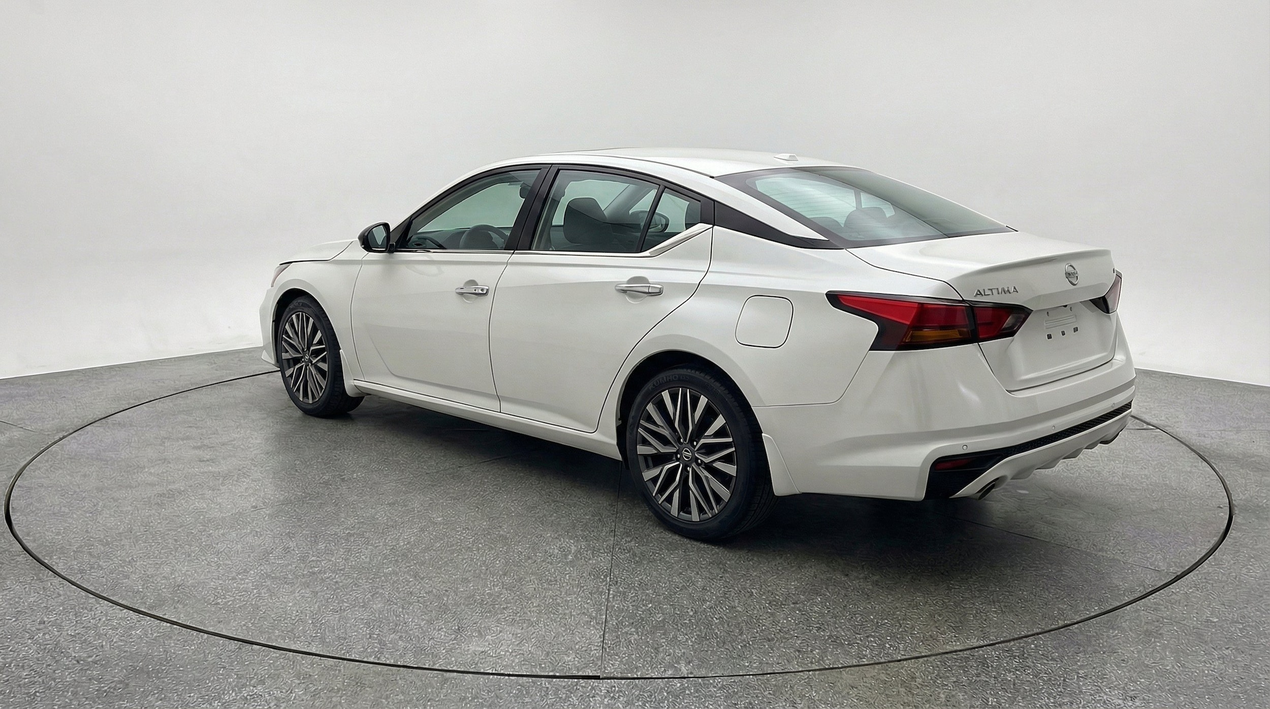 Thumbnail: 2025 Nissan Altima - 6